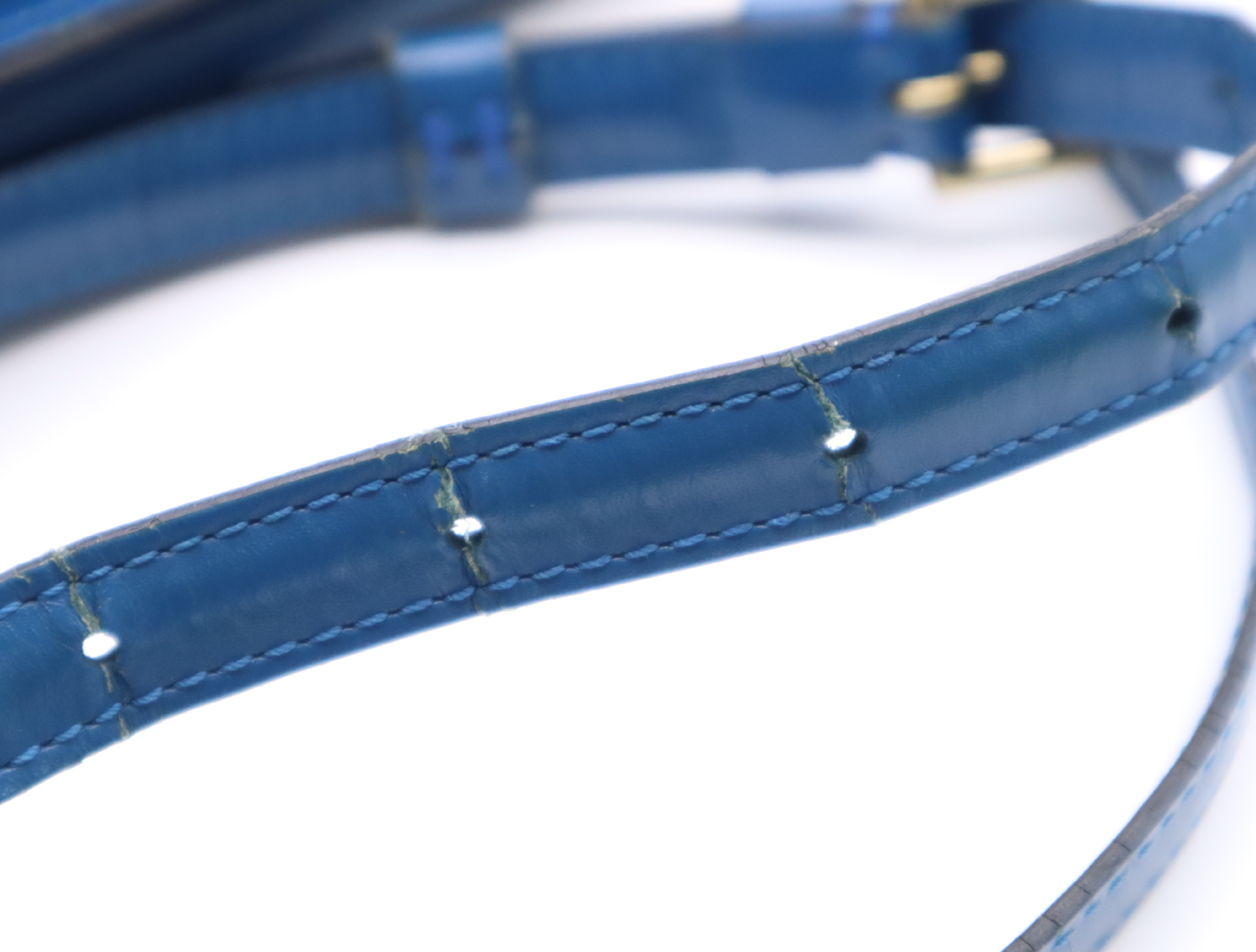 M52365 Epi Grenelle Toledo Blue Shoulder Bag with Shoulder Strap — view 11