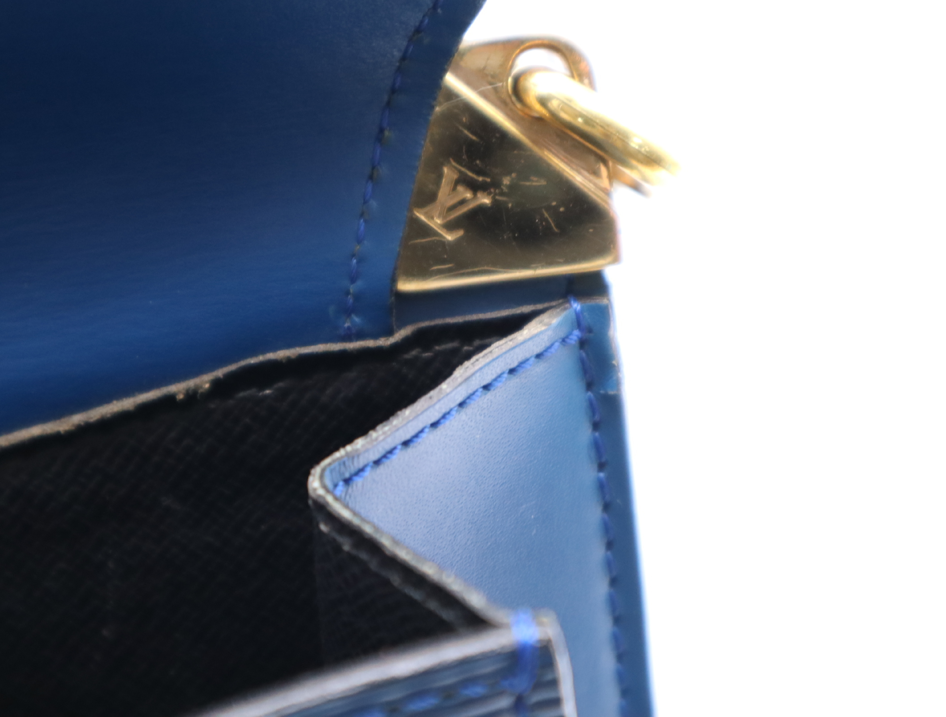 M52365 Epi Grenelle Toledo Blue Shoulder Bag with Shoulder Strap — view 14