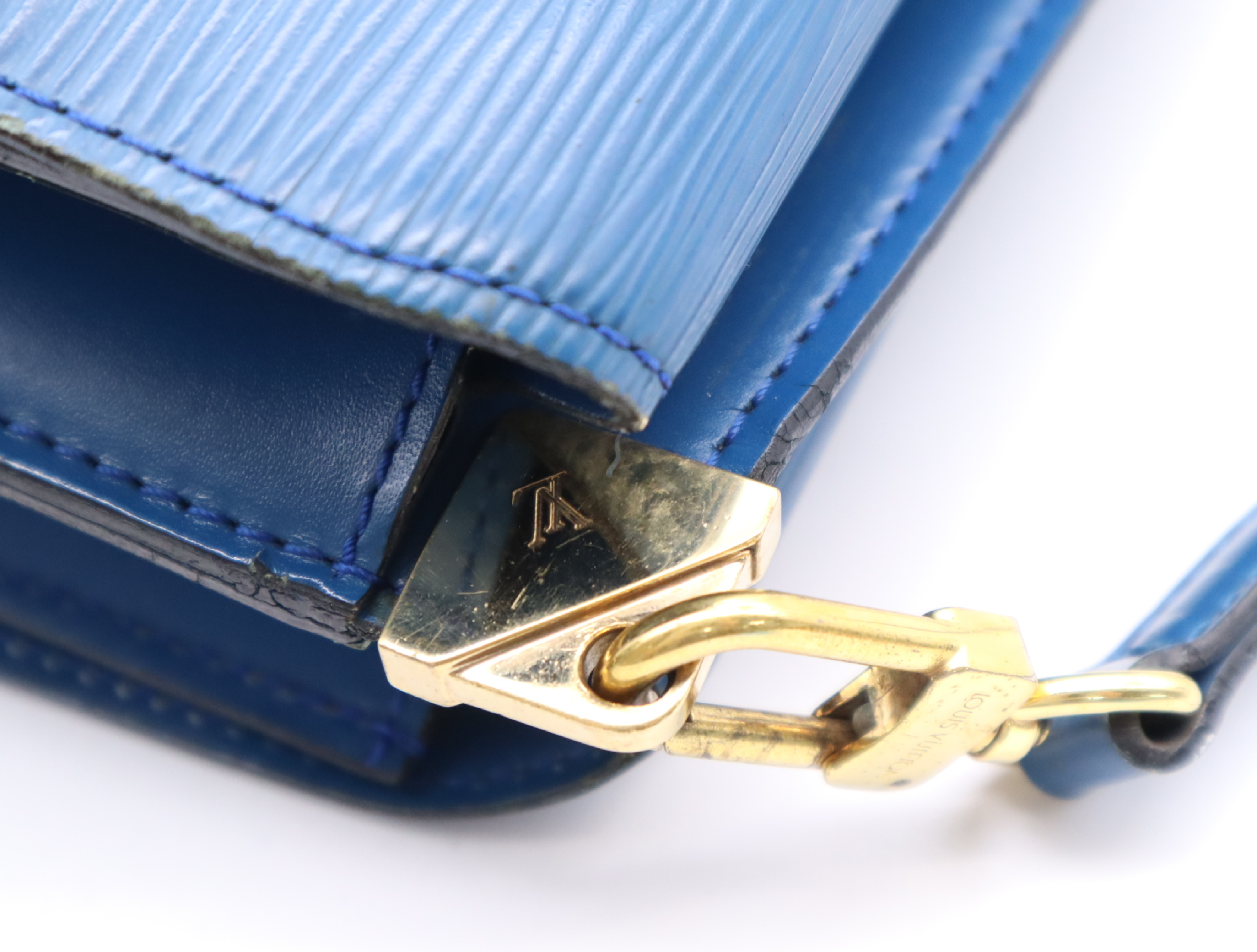M52365 Epi Grenelle Toledo Blue Shoulder Bag with Shoulder Strap — view 8