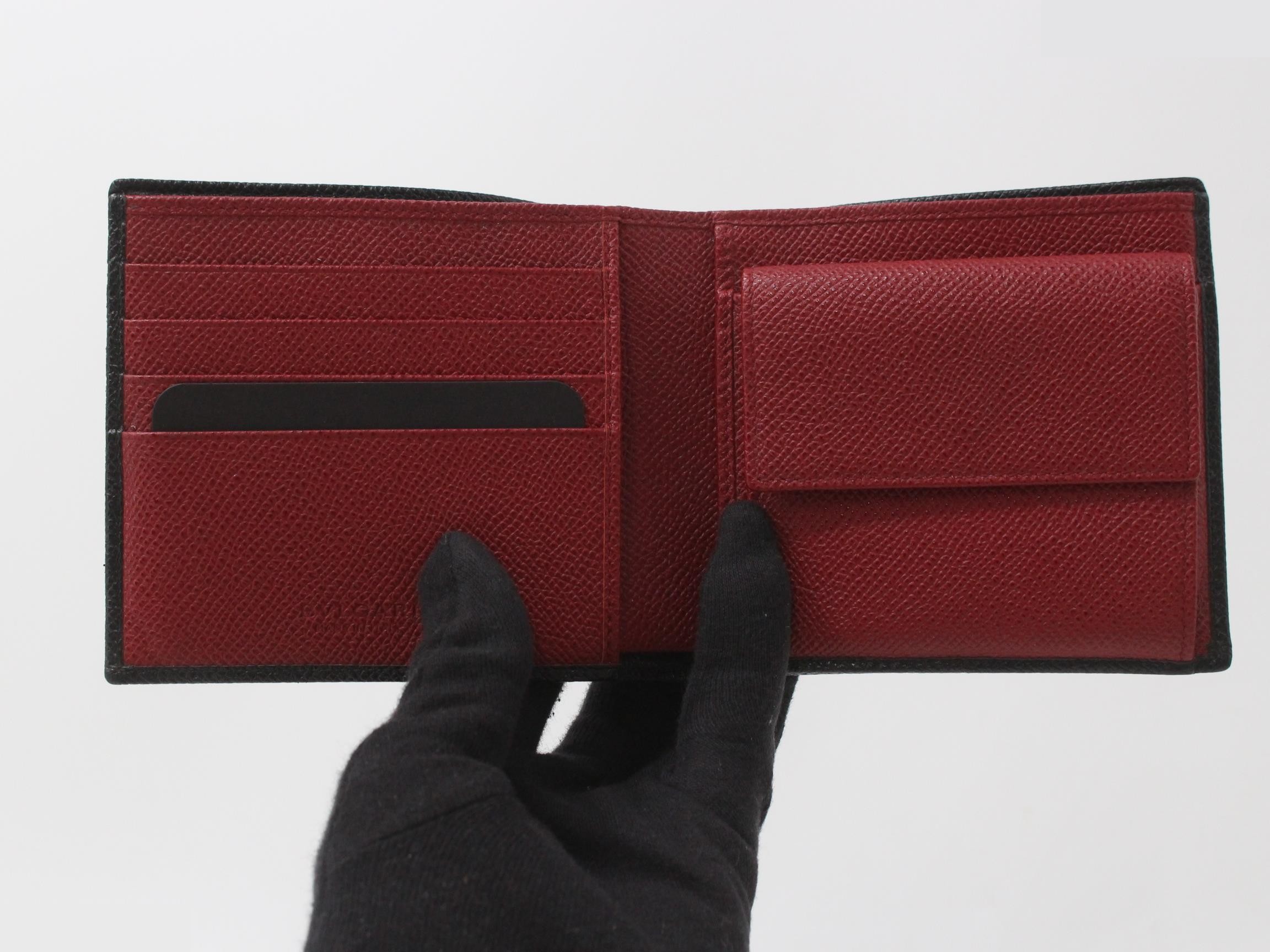 Man bi-fold wallet — view 4