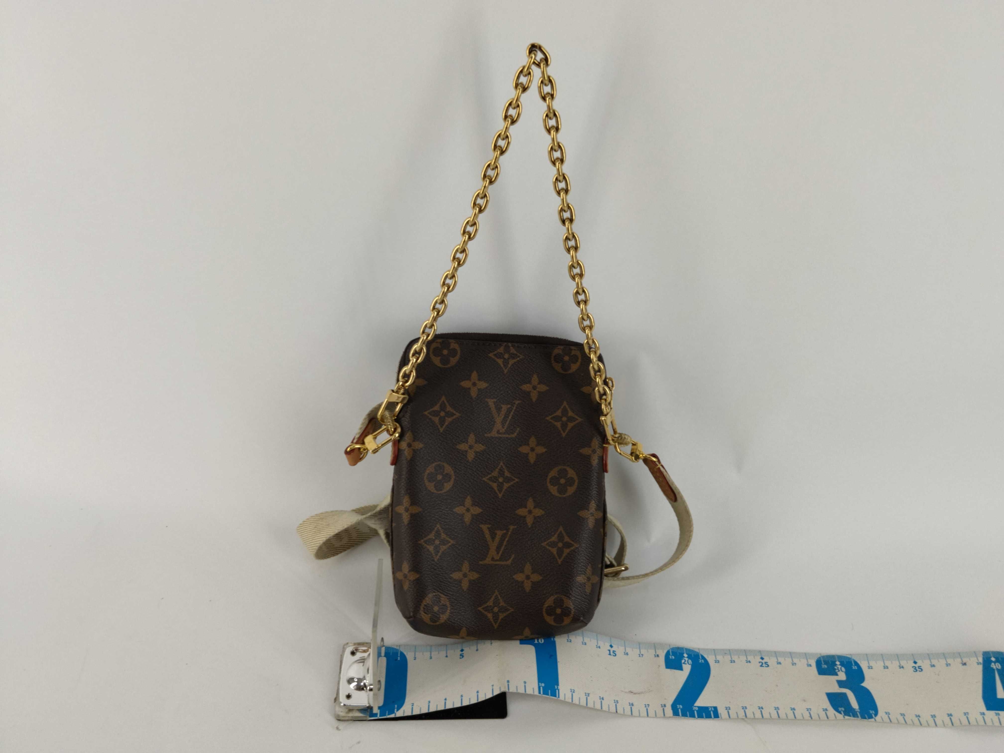 Monogram Louis Vuitton Monogram Smartphone Shoulder Bag — view 2