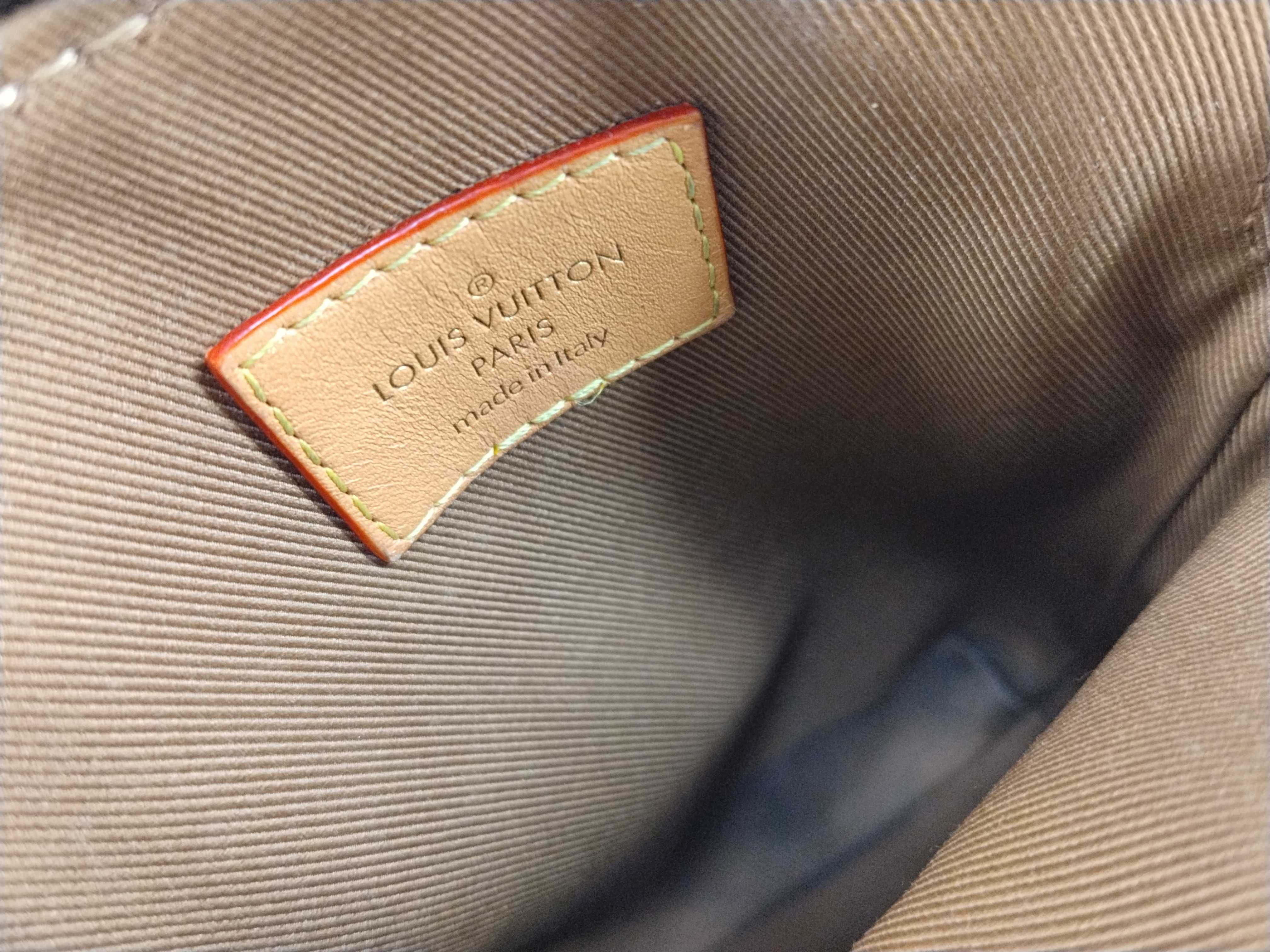 Monogram Louis Vuitton Monogram Smartphone Shoulder Bag — view 11