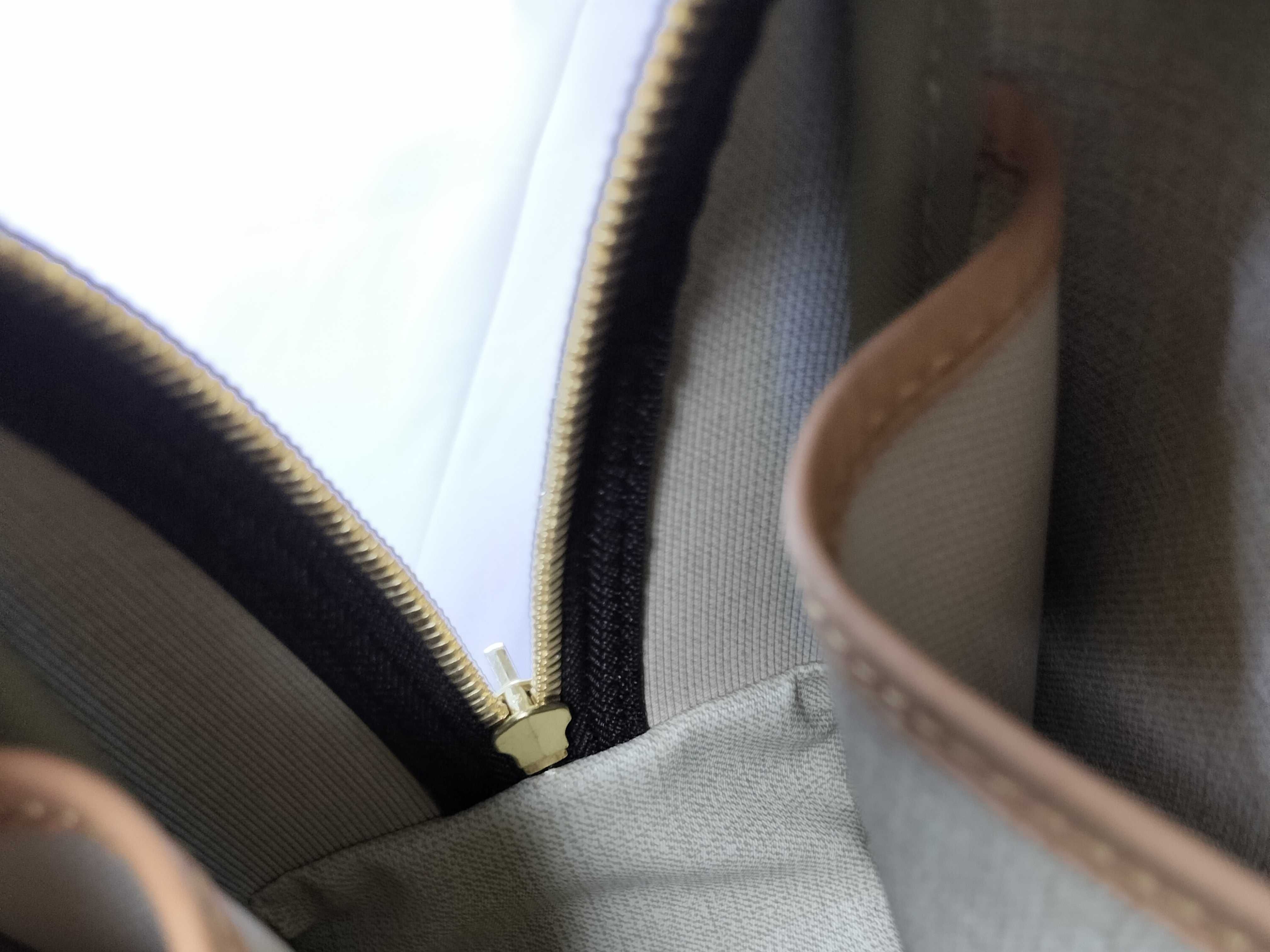 Monogram M47270 Deauville Handbag — view 9