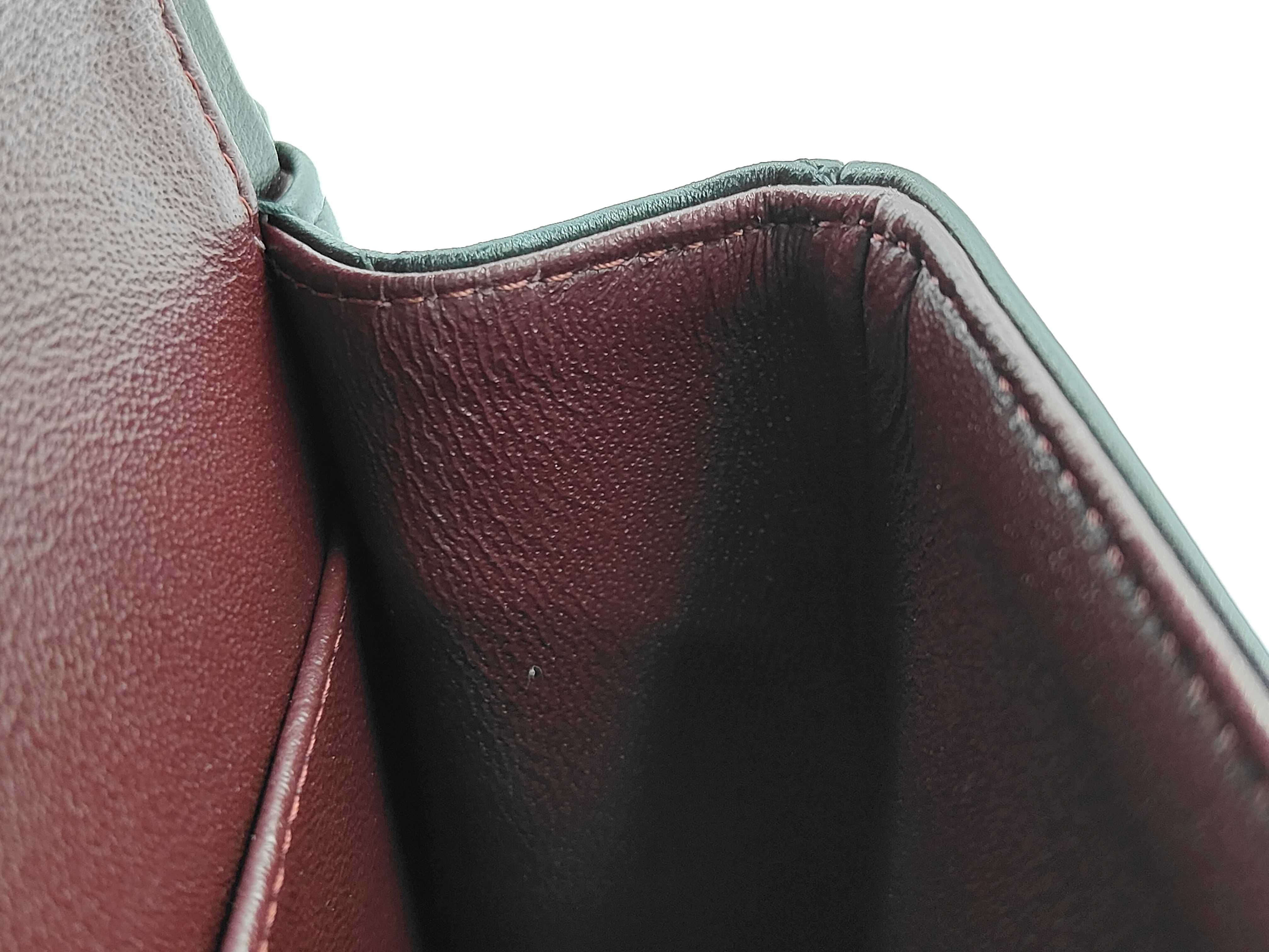 Matelassé Double Flap 25 Lambskin Black Silver Hardware Serial Number 25 Card Seal Shoulder Bag — view 9