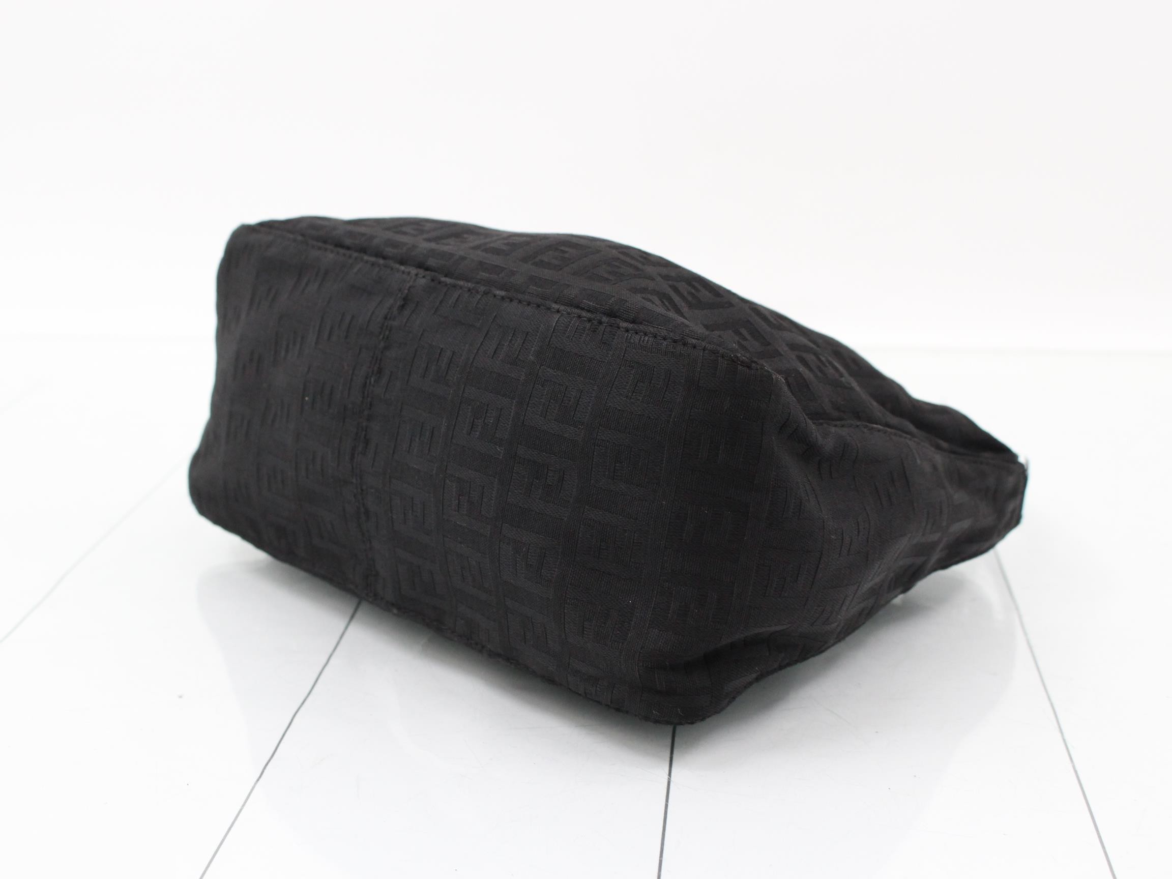 Zucchino handbag accessory pouch — view 6