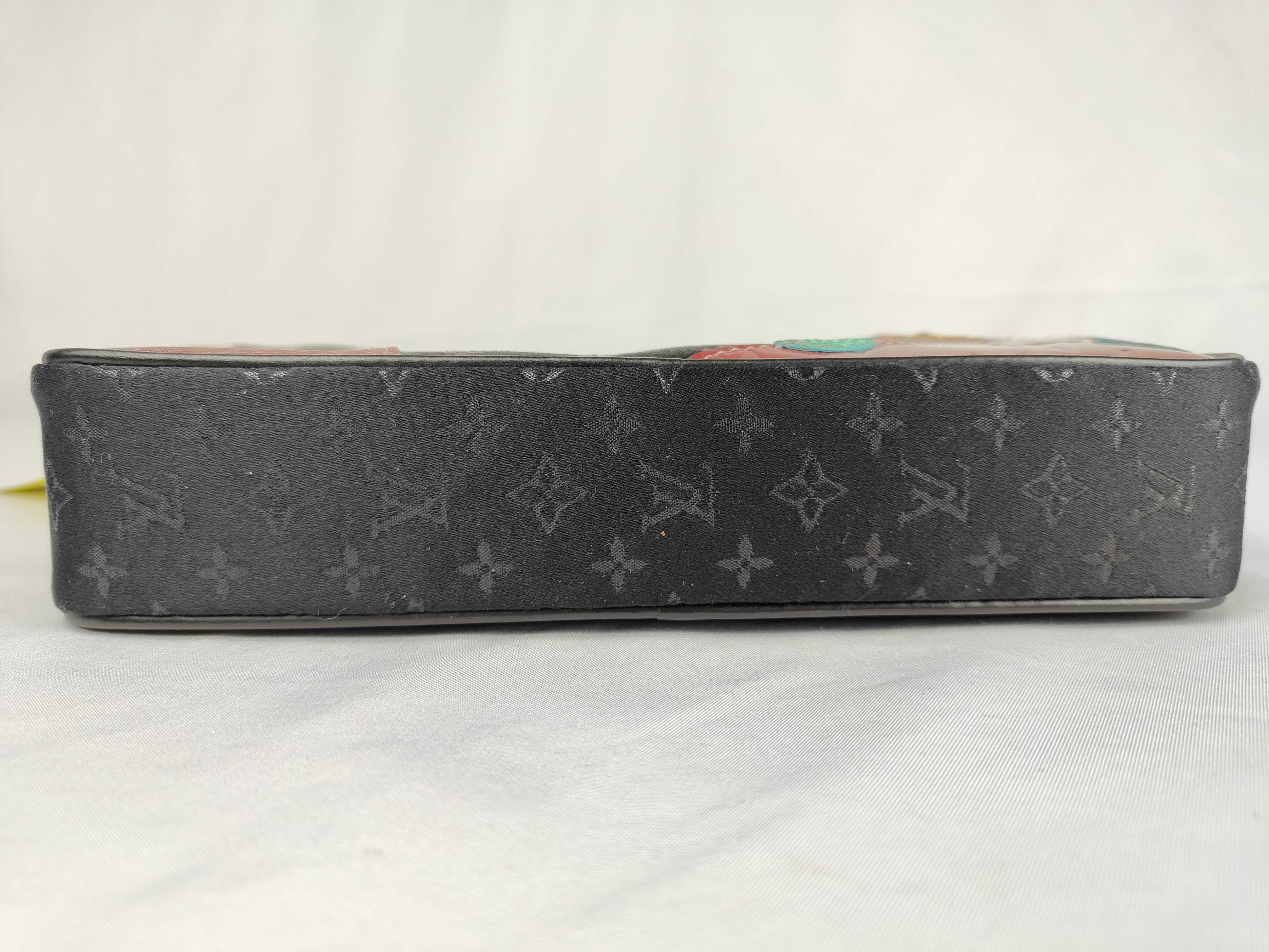 Monogram Contes de Fées Pochette M92275 Handbag — view 9