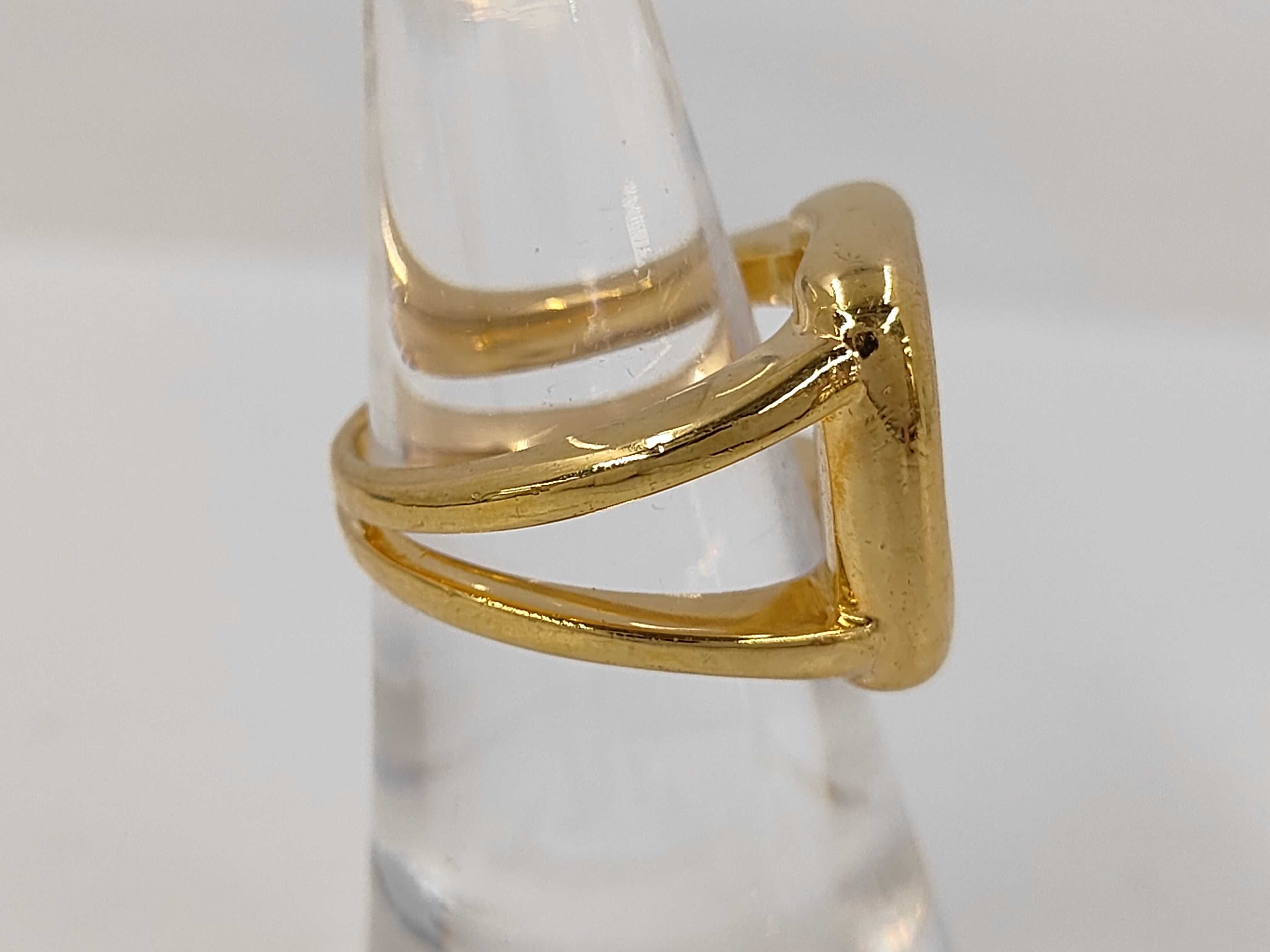 Corozo Gold Ring — view 3