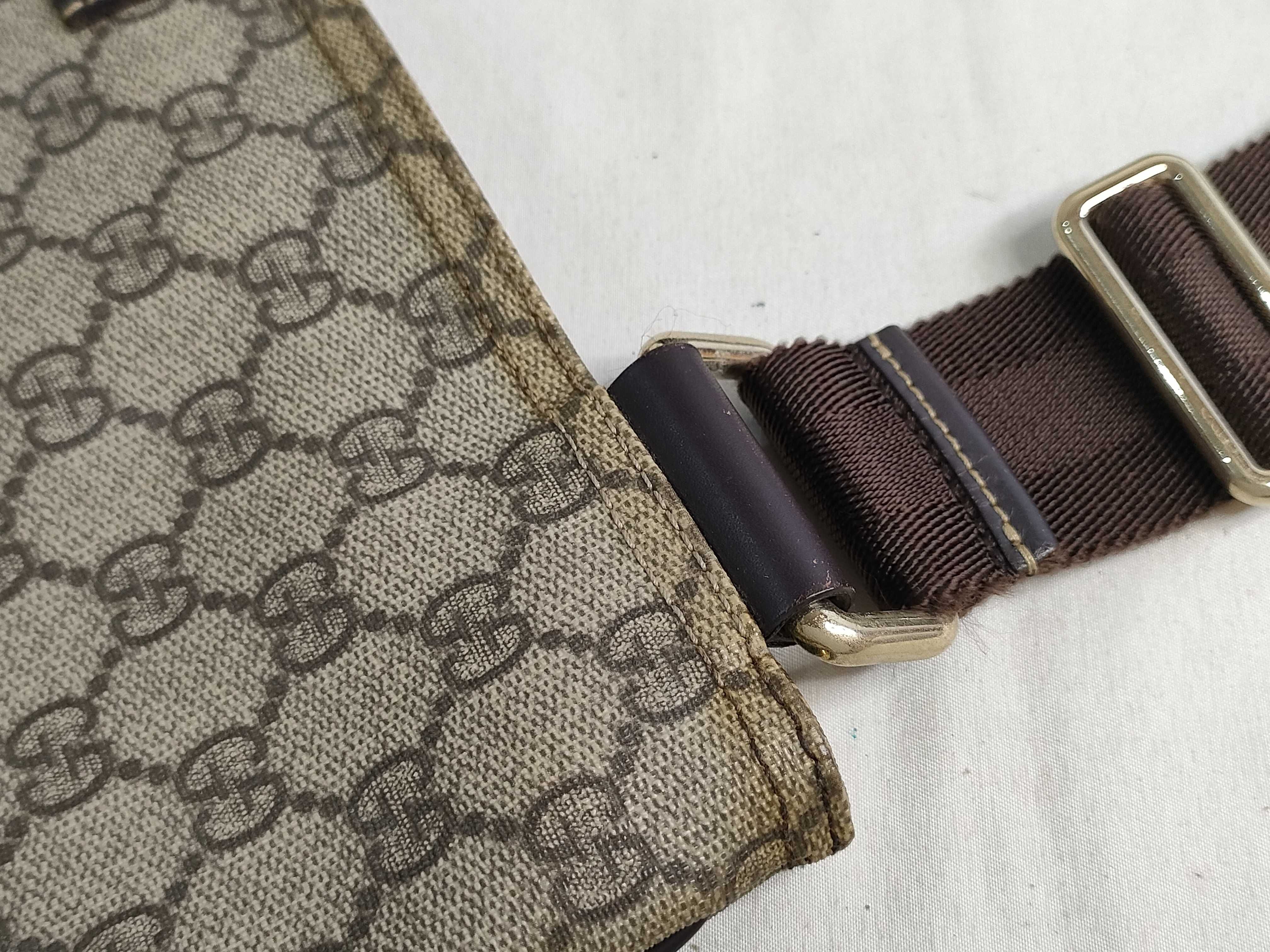 GG Supreme Shoulder Bag — view 5