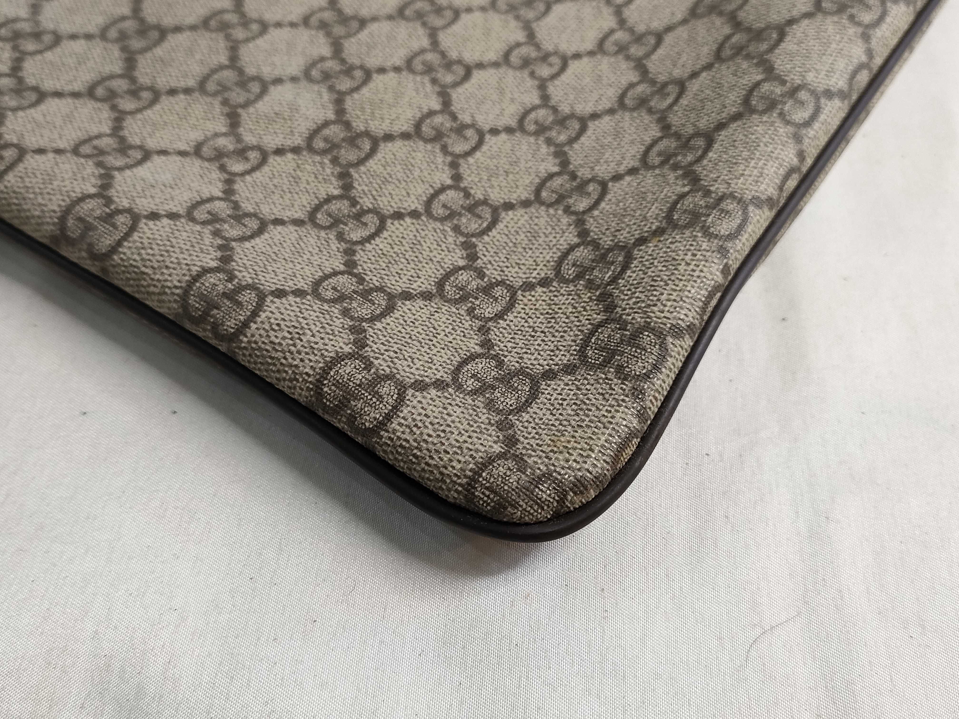 GG Supreme Shoulder Bag — view 6