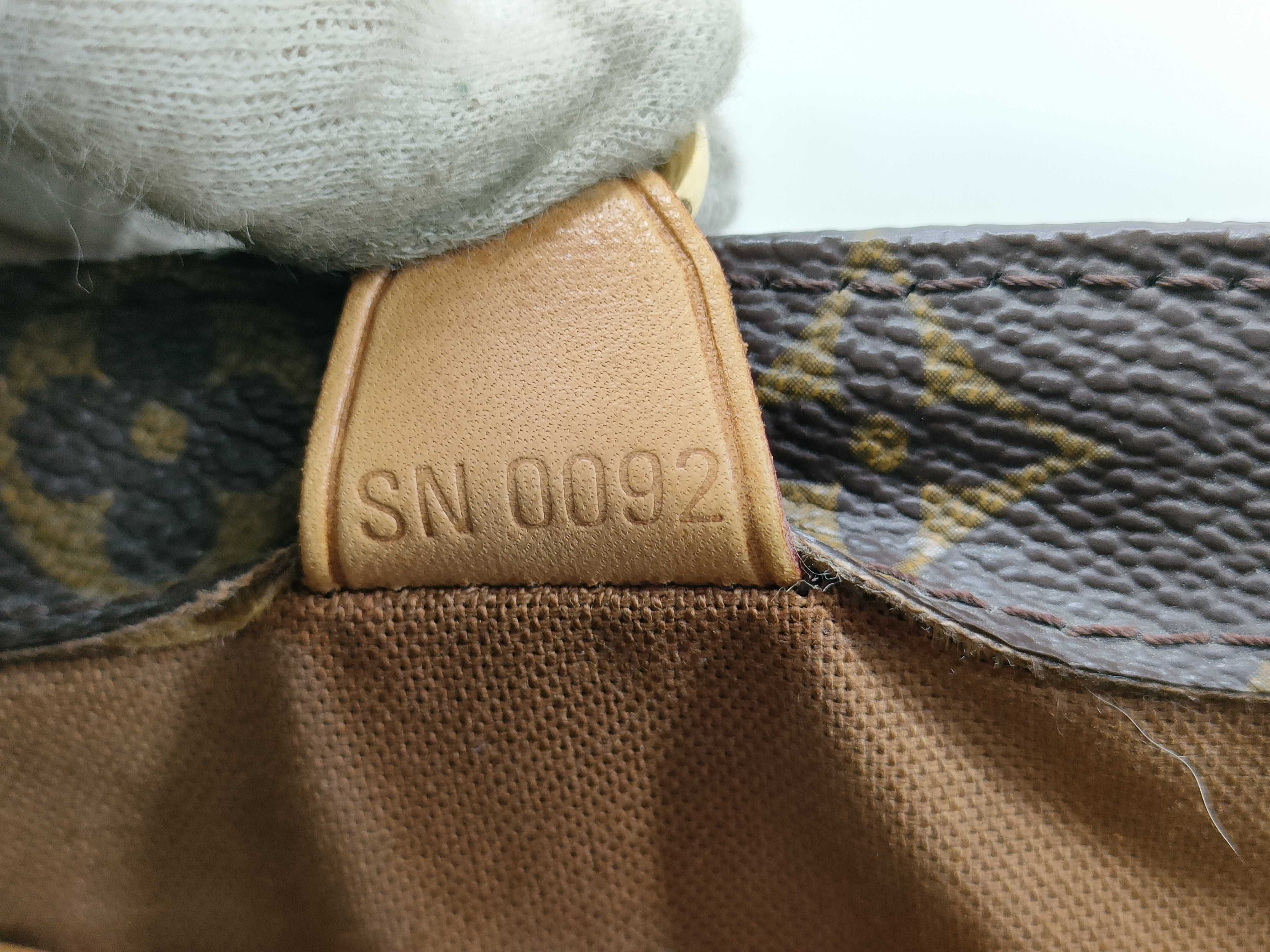 Monogram Vavin PM M51172 Tote Bag — view 13