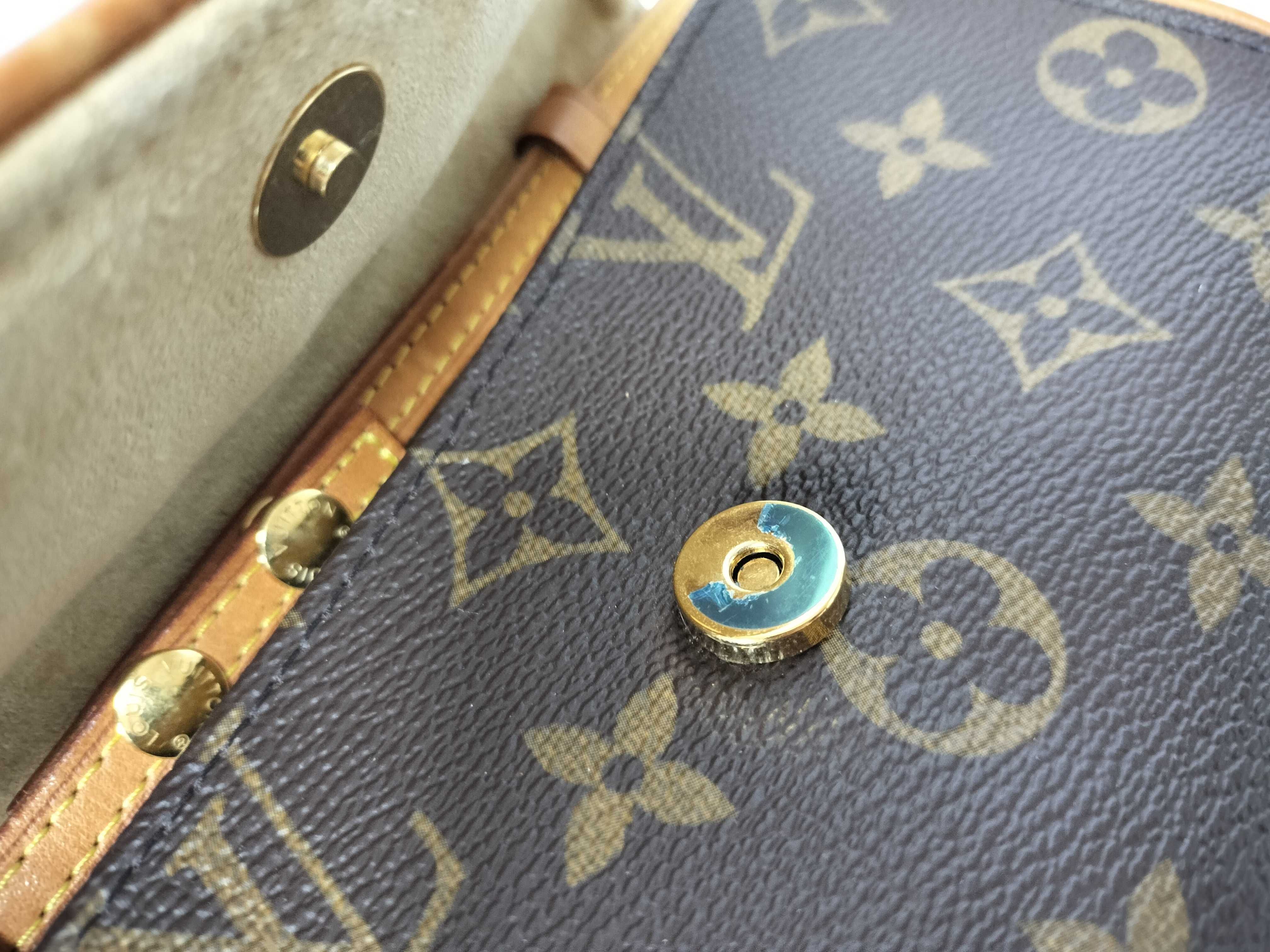 Monogram Pochette Florentine Shoulder Bag — view 10