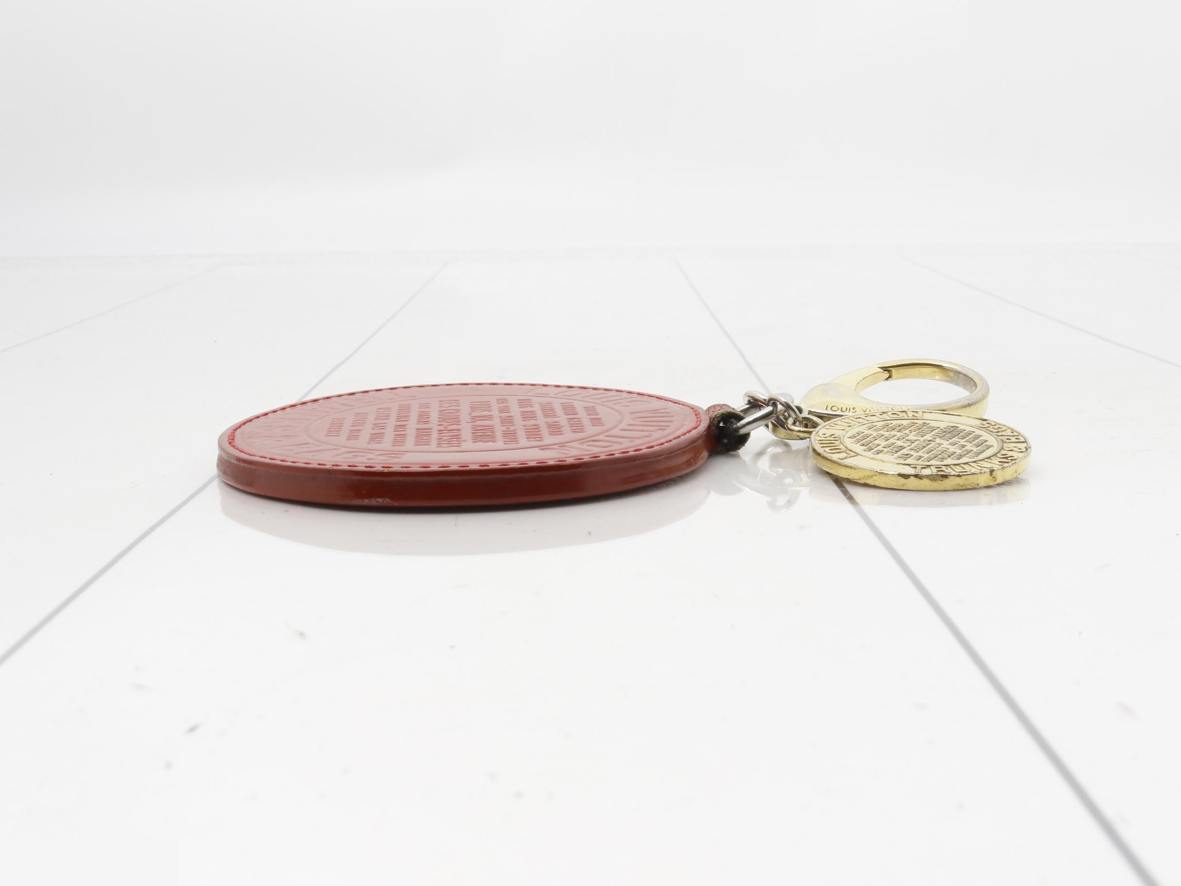 key ring — view 3
