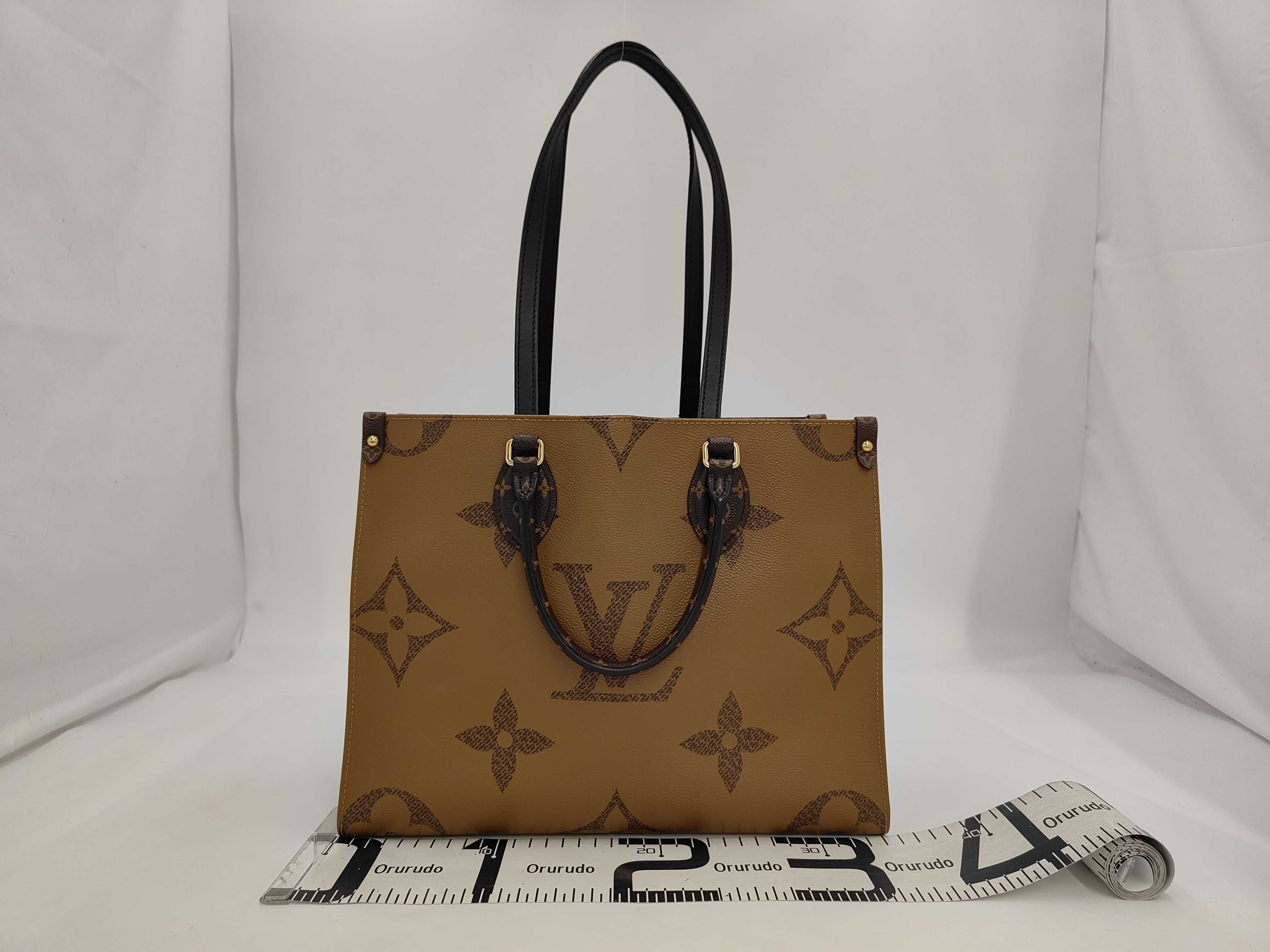 Monogram Giant Reverse OnTheGo MM Handbag — view 2