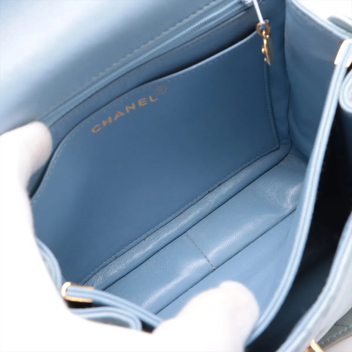 Matelasse Lambskin Shoulder Bag Blue Gold Hardware — view 7