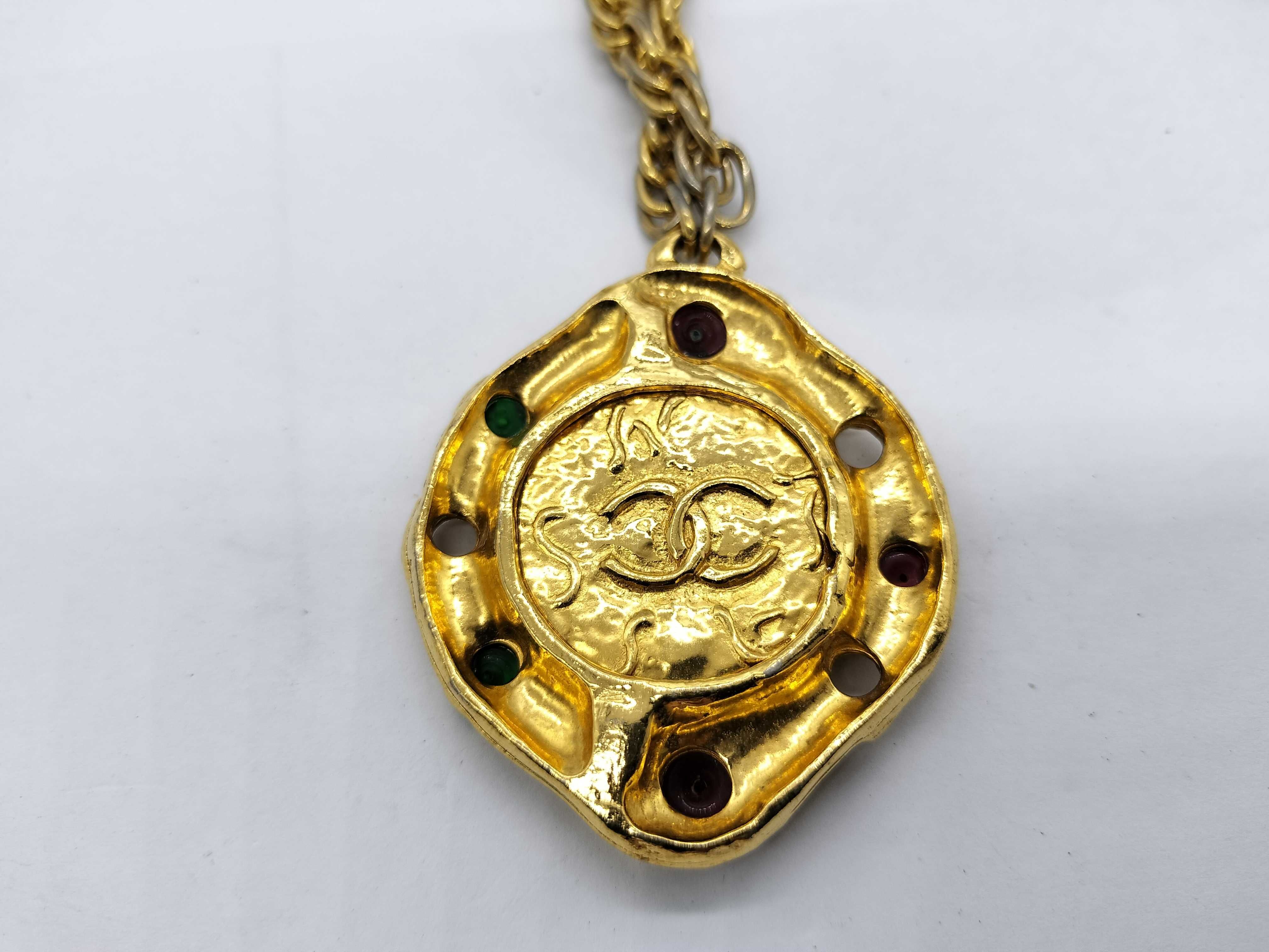 Gripoix Necklace — view 3
