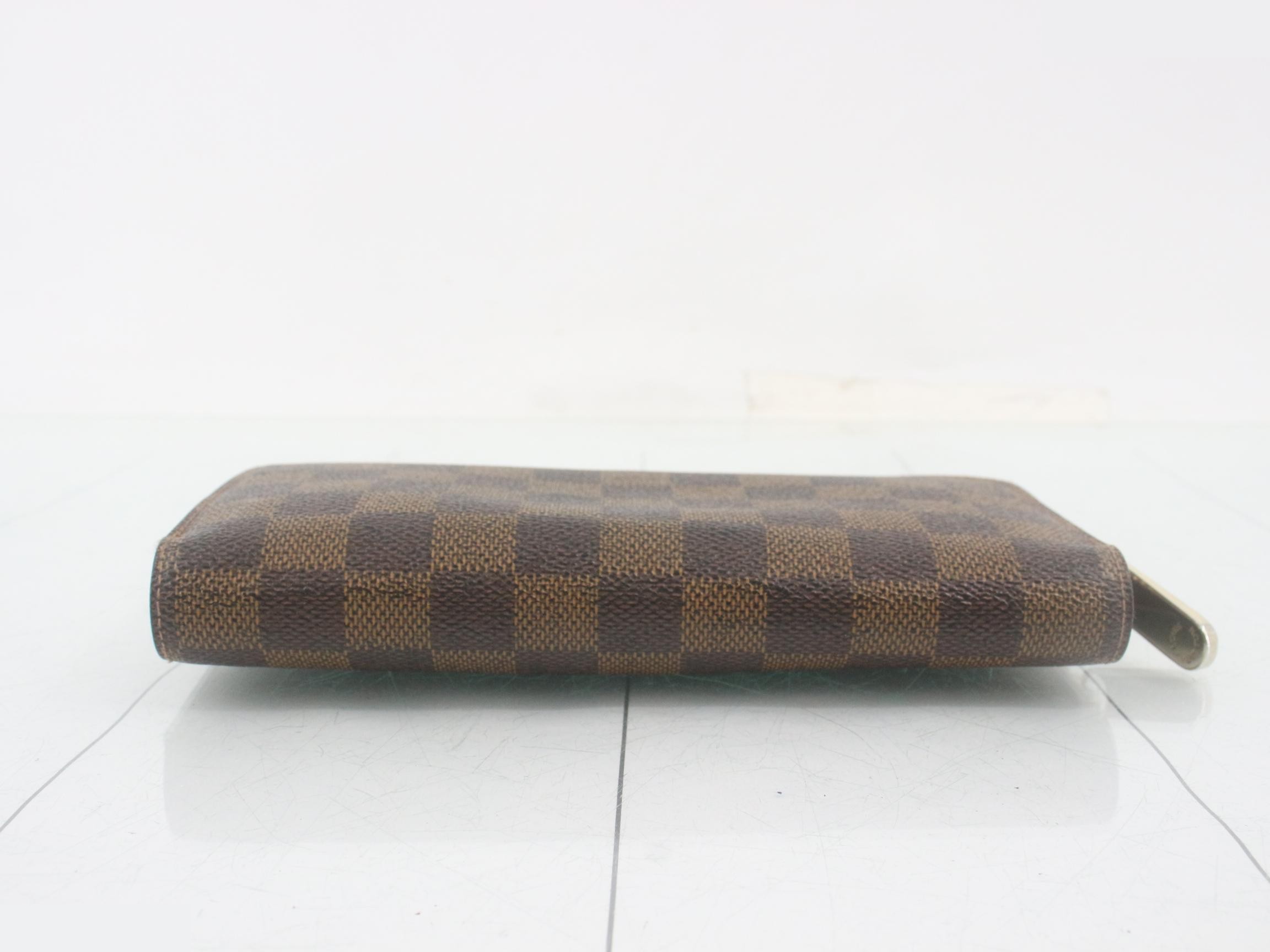 Zippy Wallet — view 3