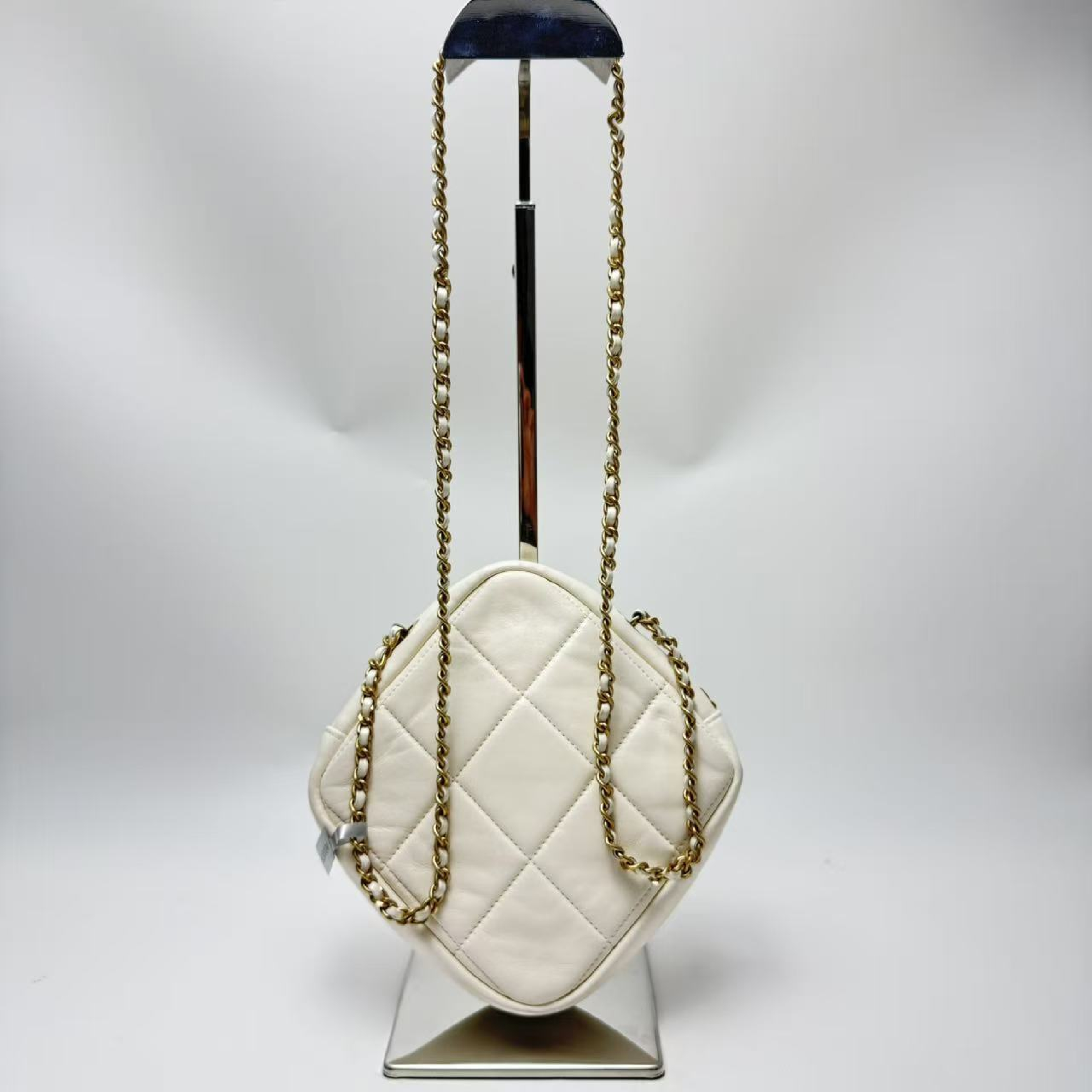 Other Line Sheep Leather Shoulder Bag Series 30 Shoulder Bag — view 3