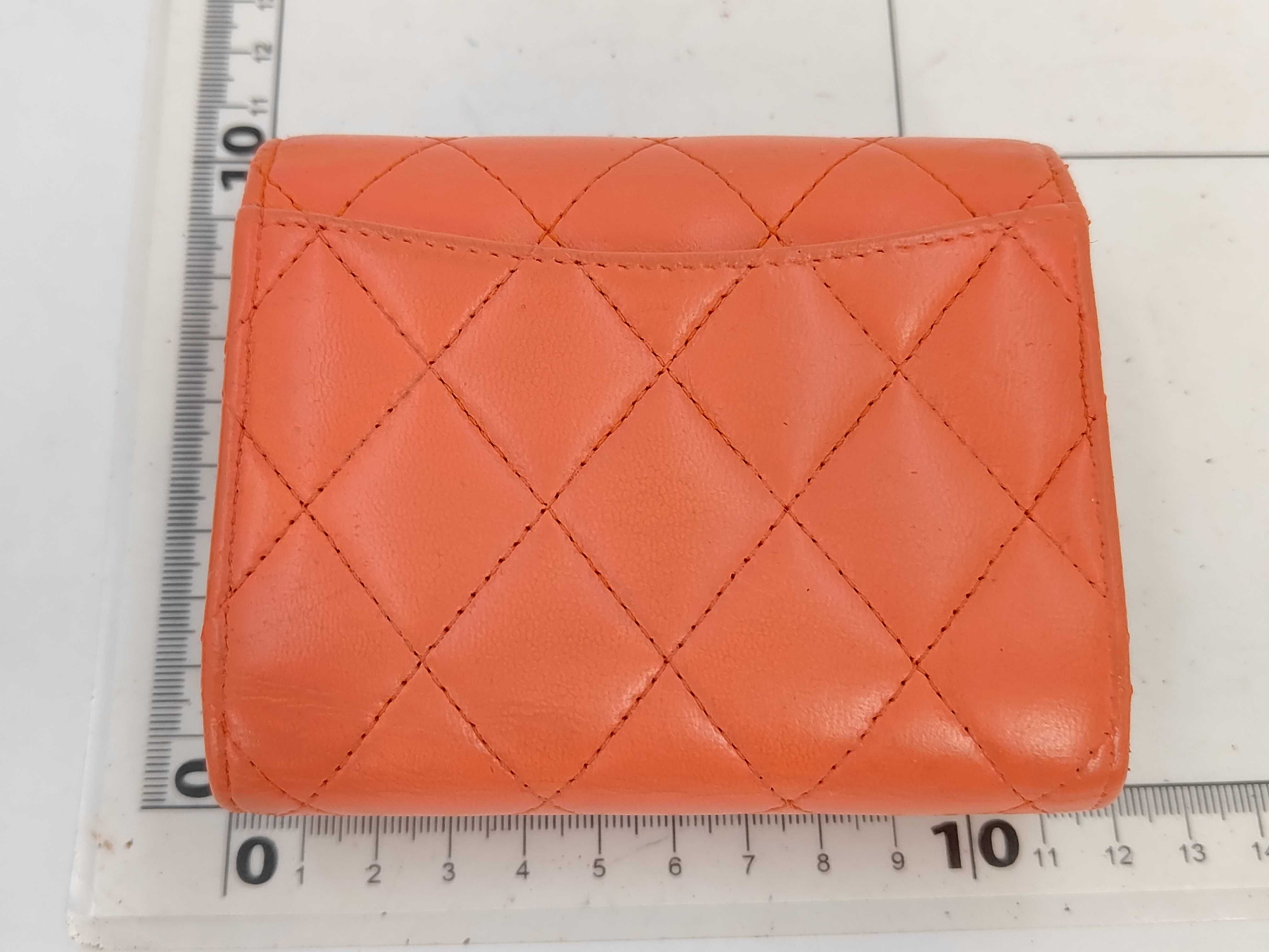 Matelassé Coco Mark Lambskin Mini Wallet — view 2
