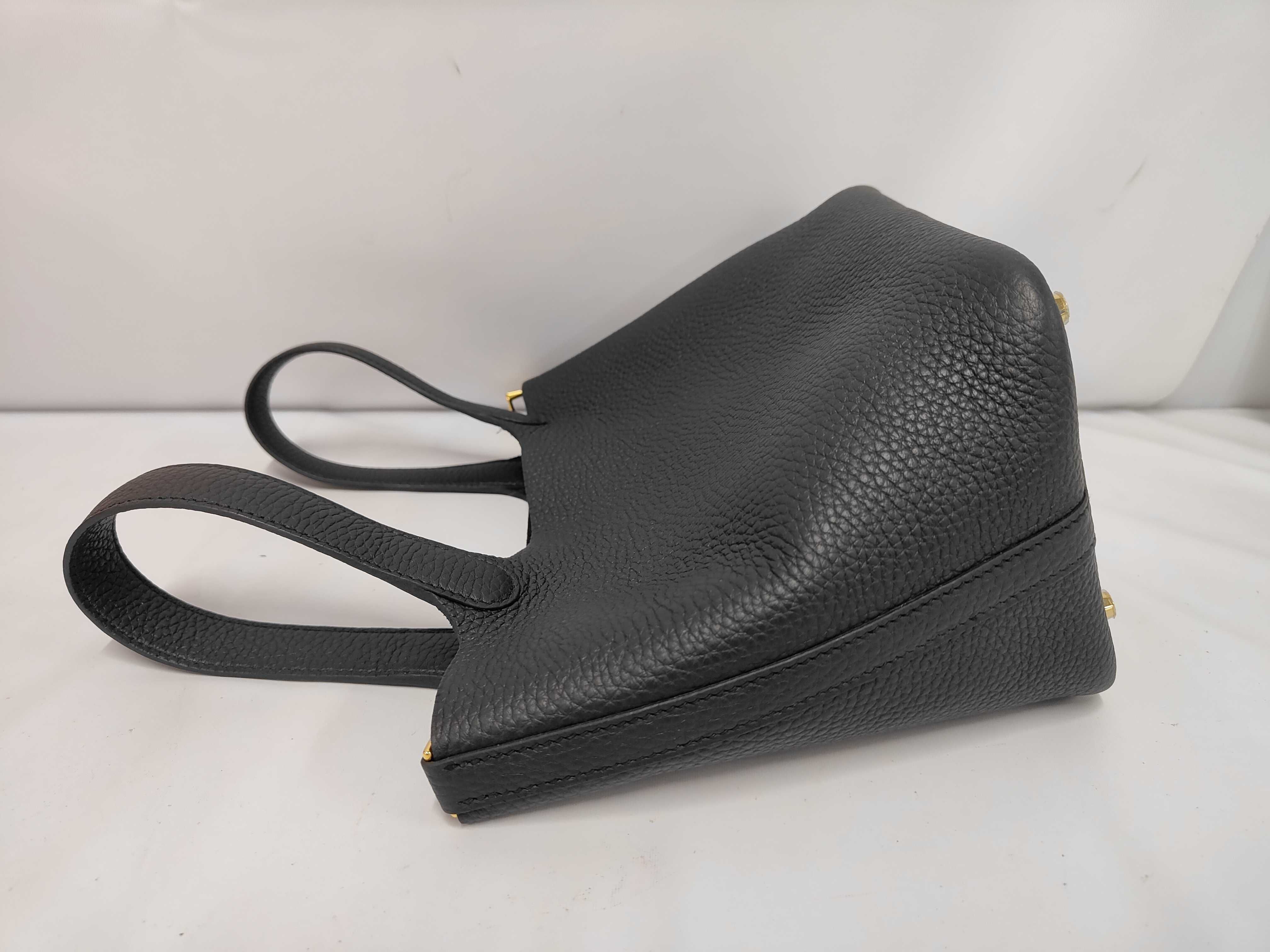 Picotin Lock 18PM Black Handbag with Gold Hardware (G Stamp) — view 11