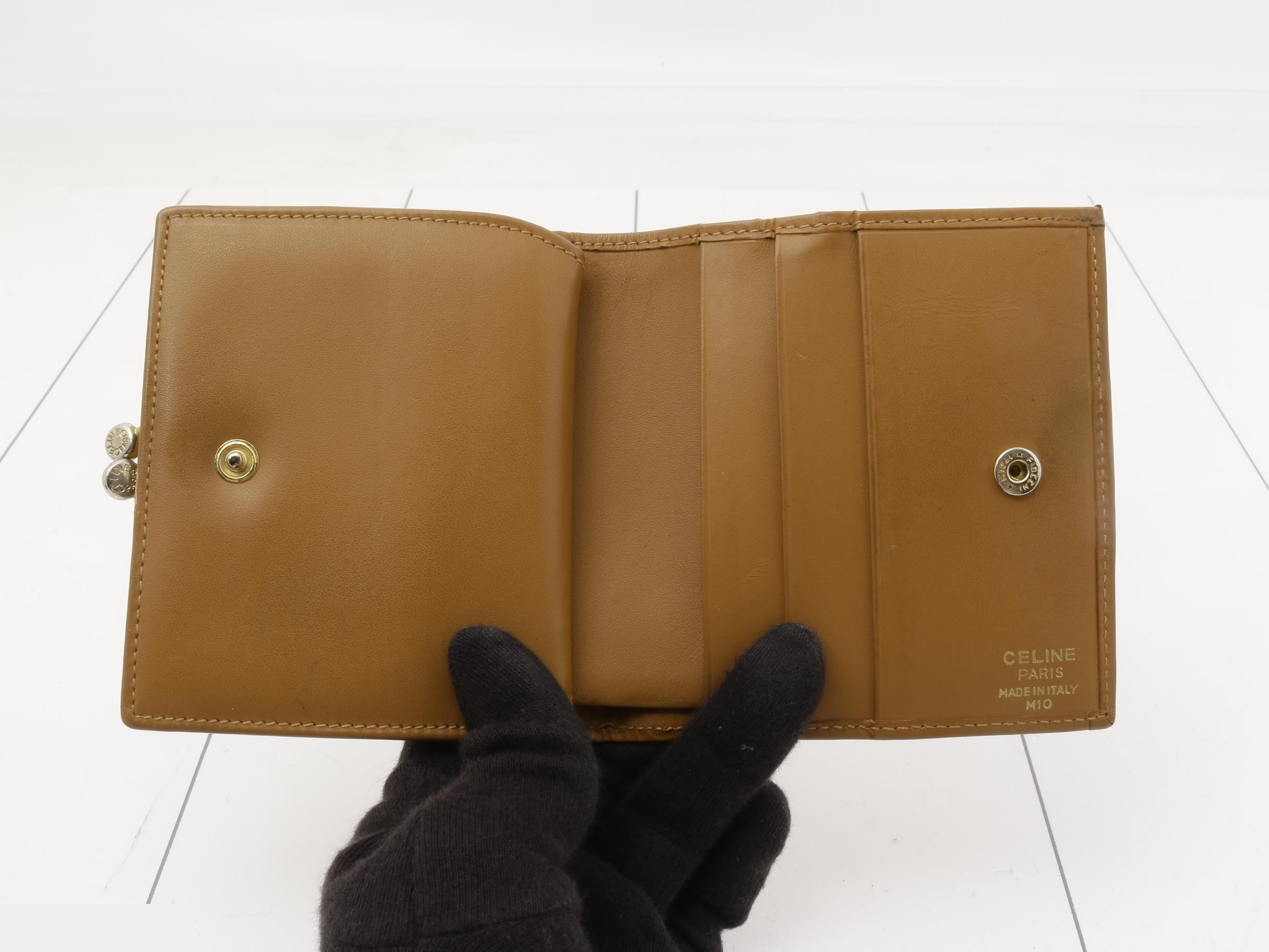 Wallet, coin purse — view 4
