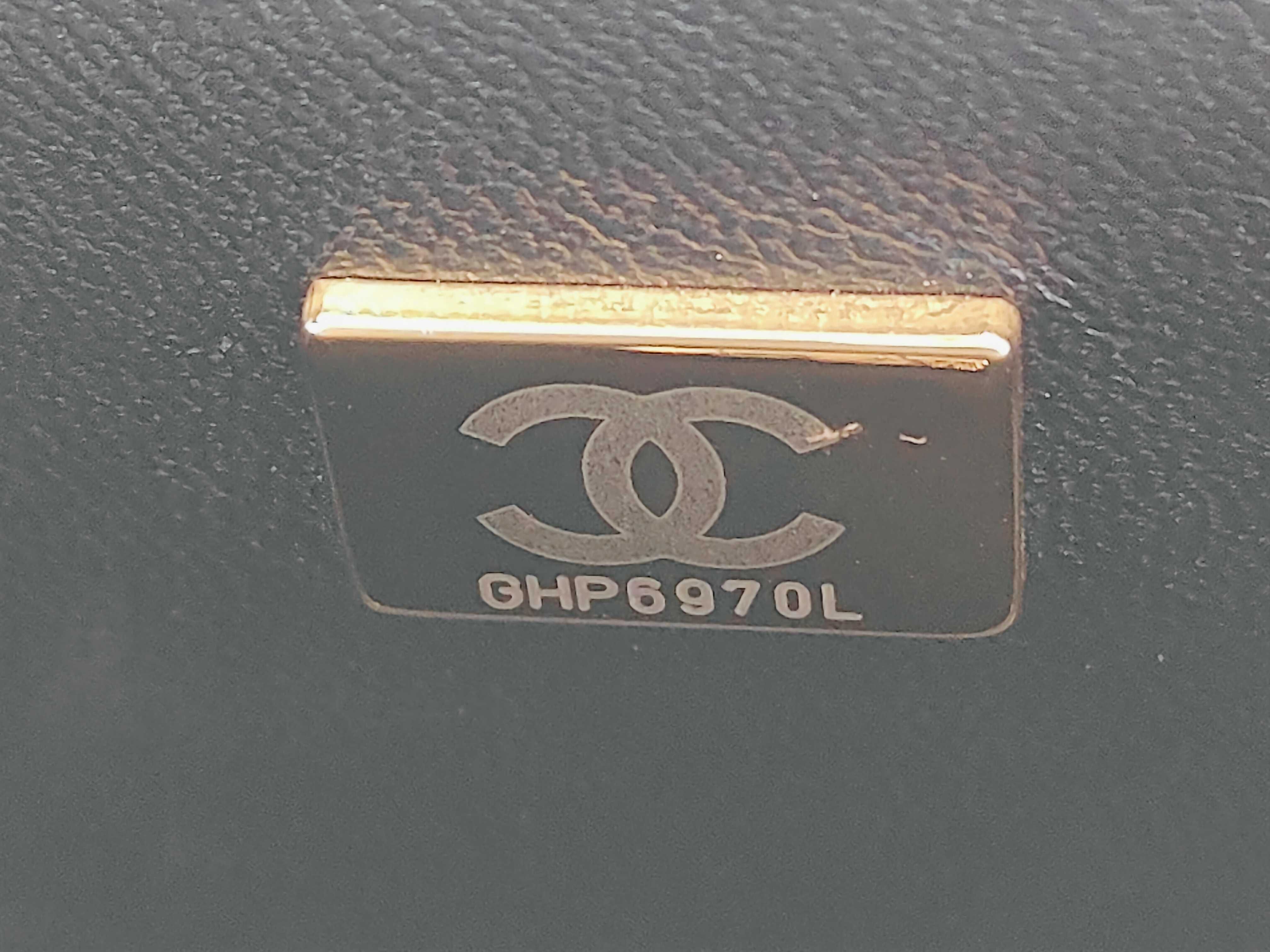 Channel Boya Shoulder Bag — view 11