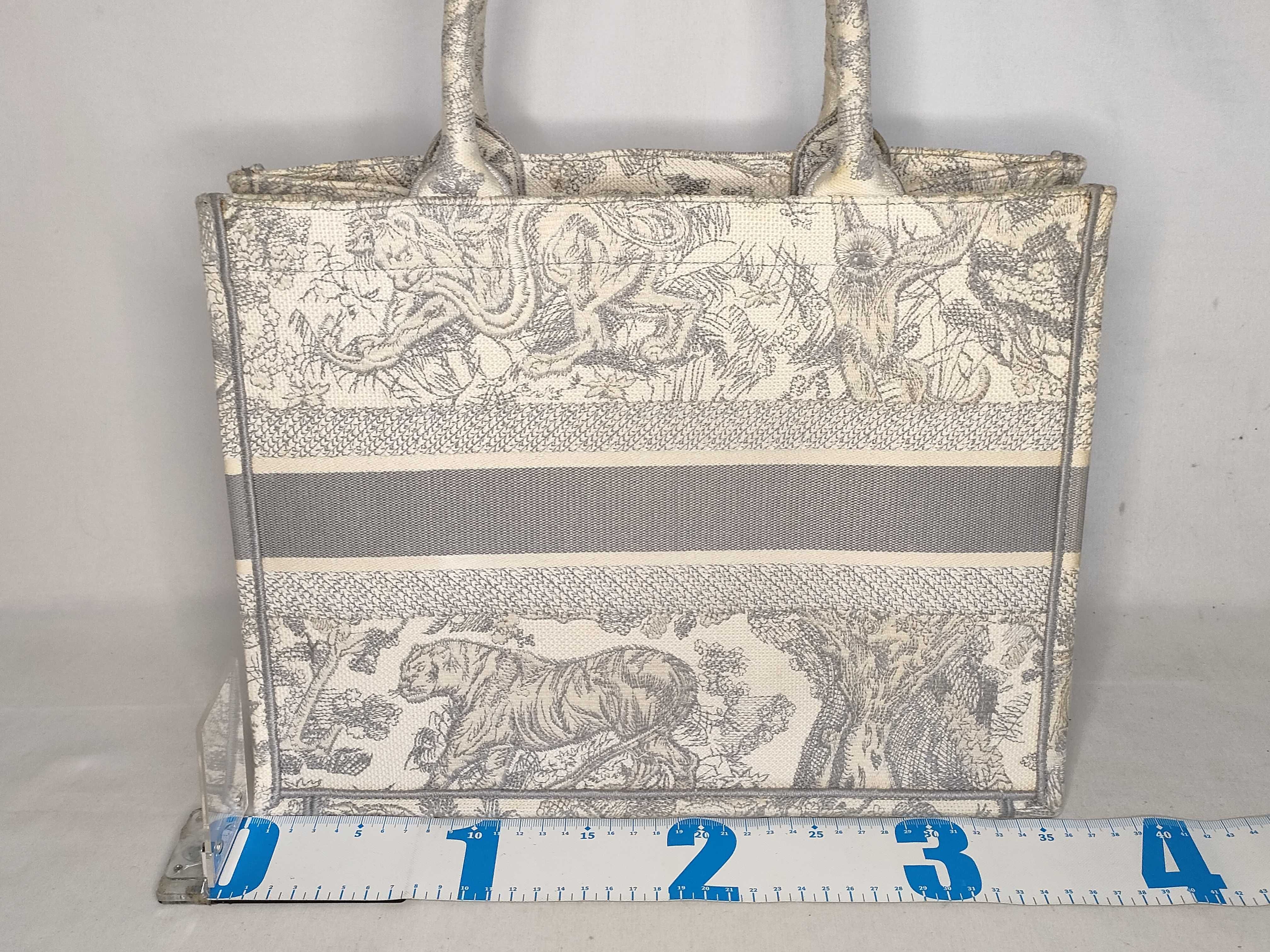 Toile de Jouy Book Tote Medium Tote Bag — view 2