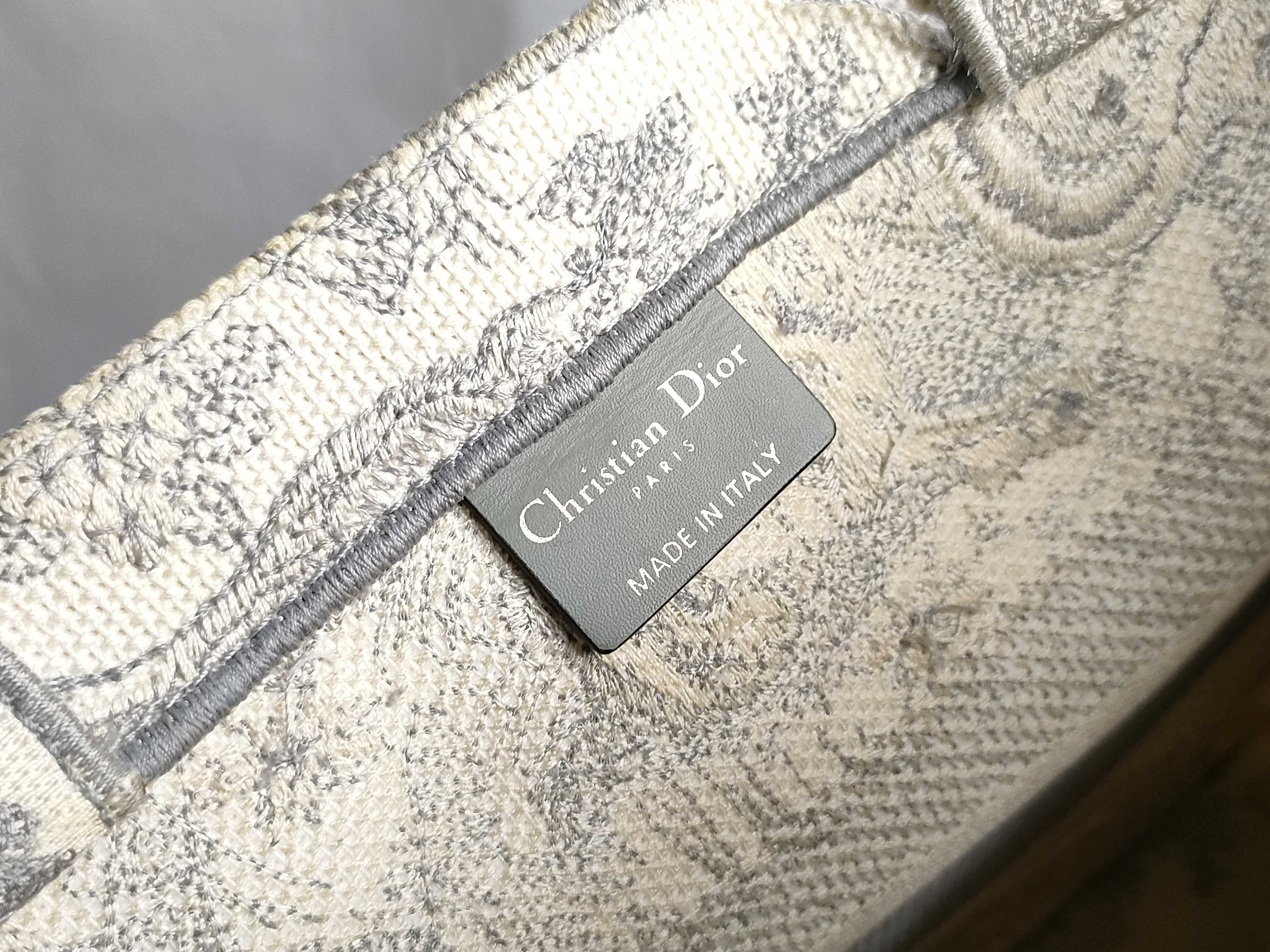 Toile de Jouy Book Tote Medium Tote Bag — view 10