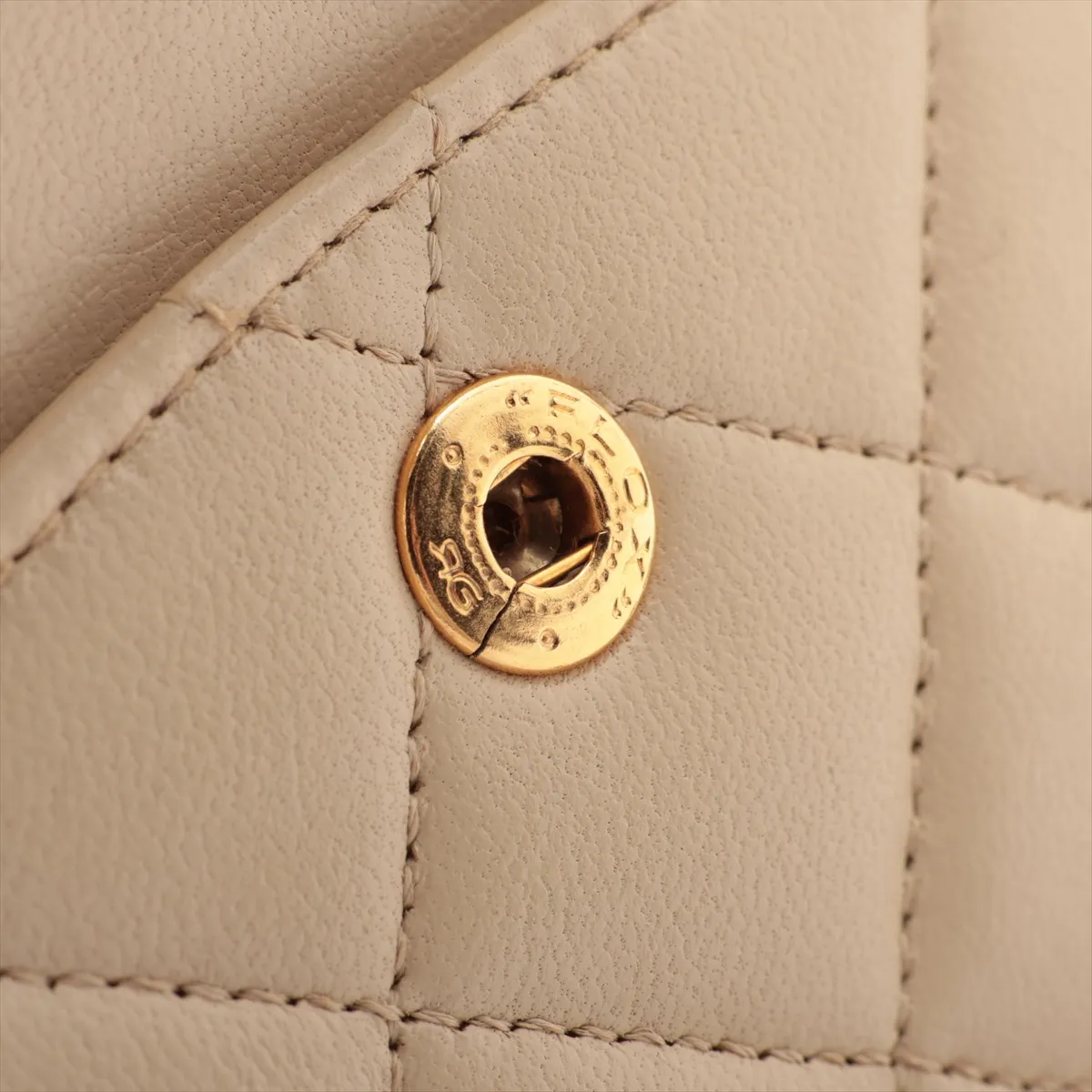 Matelasse 25 Lambskin Double Flap Double Chain Bag Beige Gold Hardware 058270 Series 0 A01112 — view 13