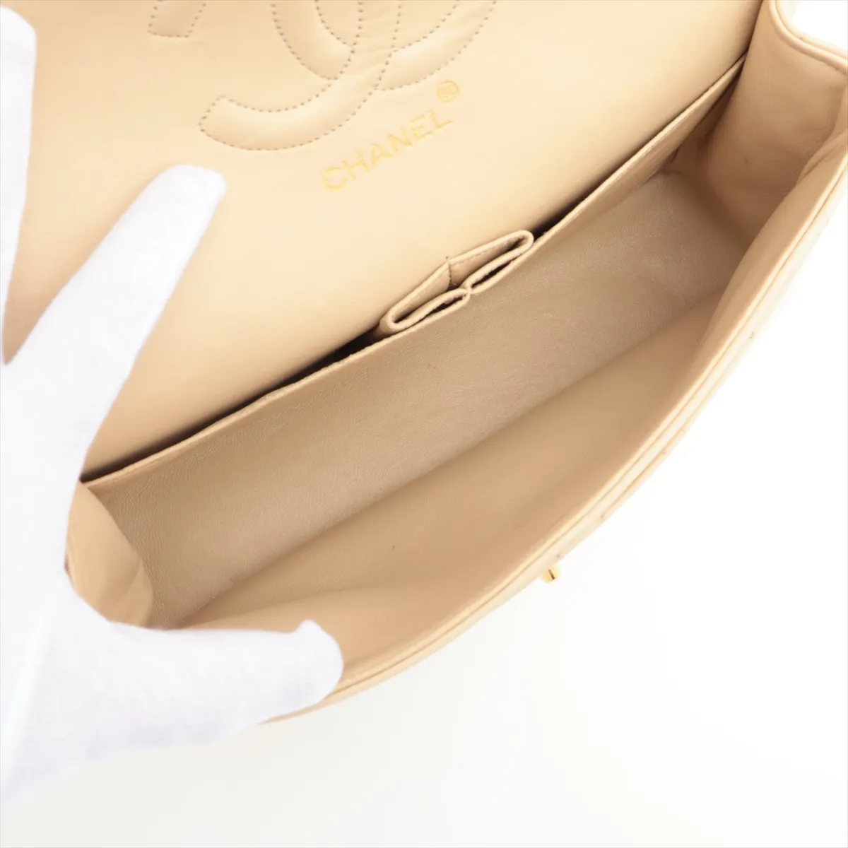 Matelasse 25 Lambskin Double Flap Double Chain Bag Beige Gold Hardware 058270 Series 0 A01112 — view 7
