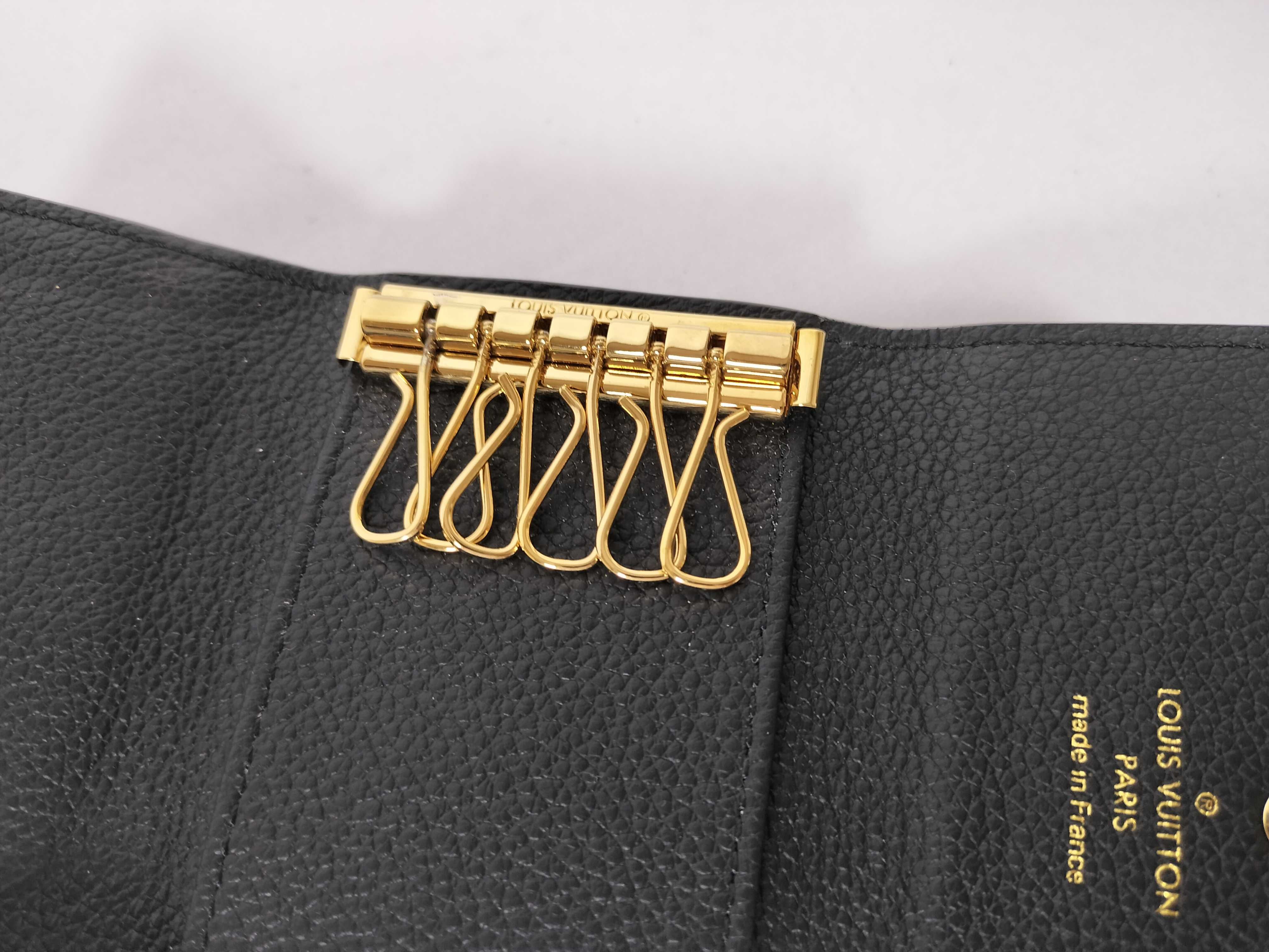 Monogram Empreinte Louis Vuitton Monogram Empreinte Noir Multicles 6 Key Case RFID Key Case — view 8