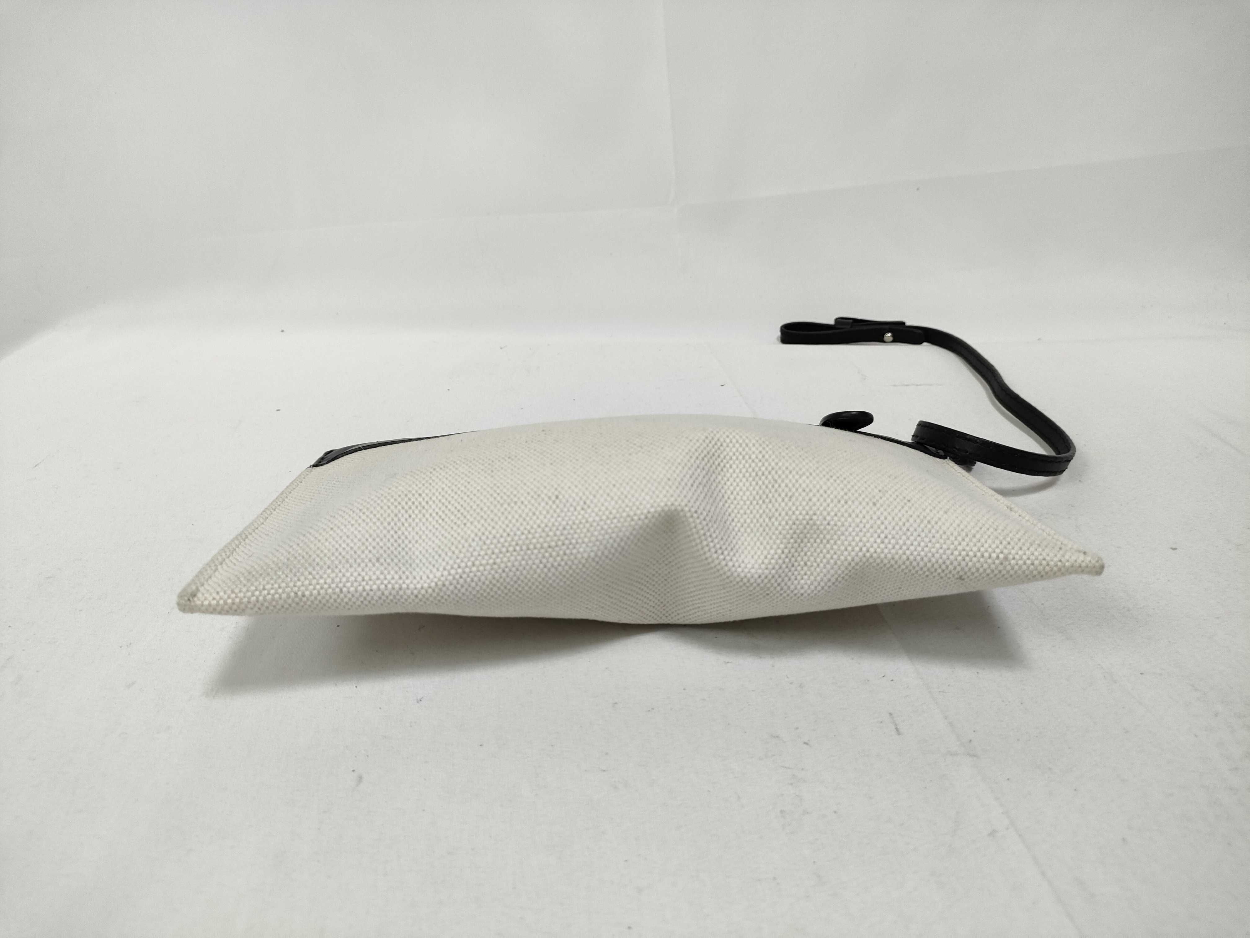 pouch, included with the Cabas bag. — view 3