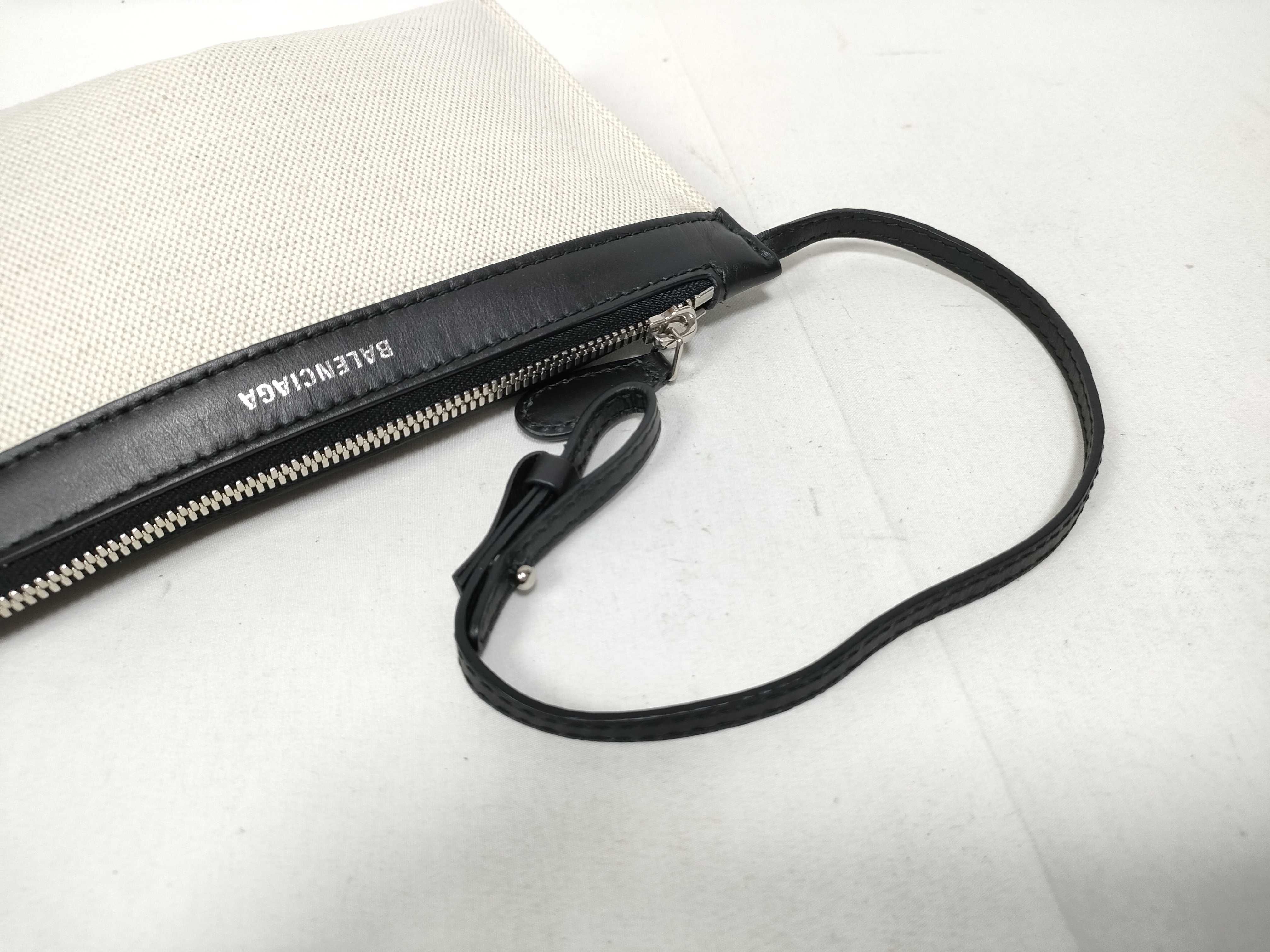 pouch, included with the Cabas bag. — view 8