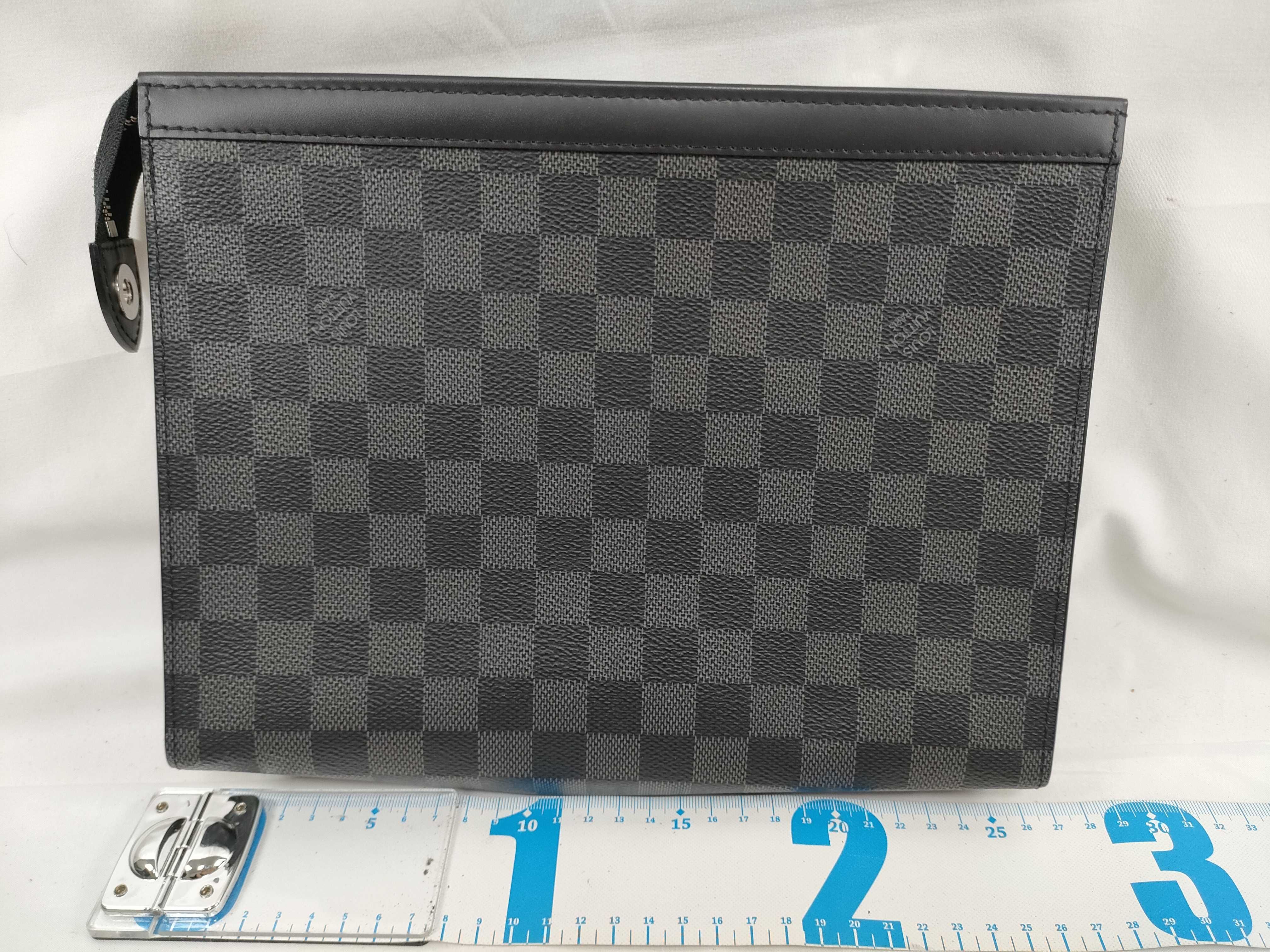 Damier Graphite LV Damier Graphite Pochette Voyage MM N41696 TA3290 Second Bag — view 2