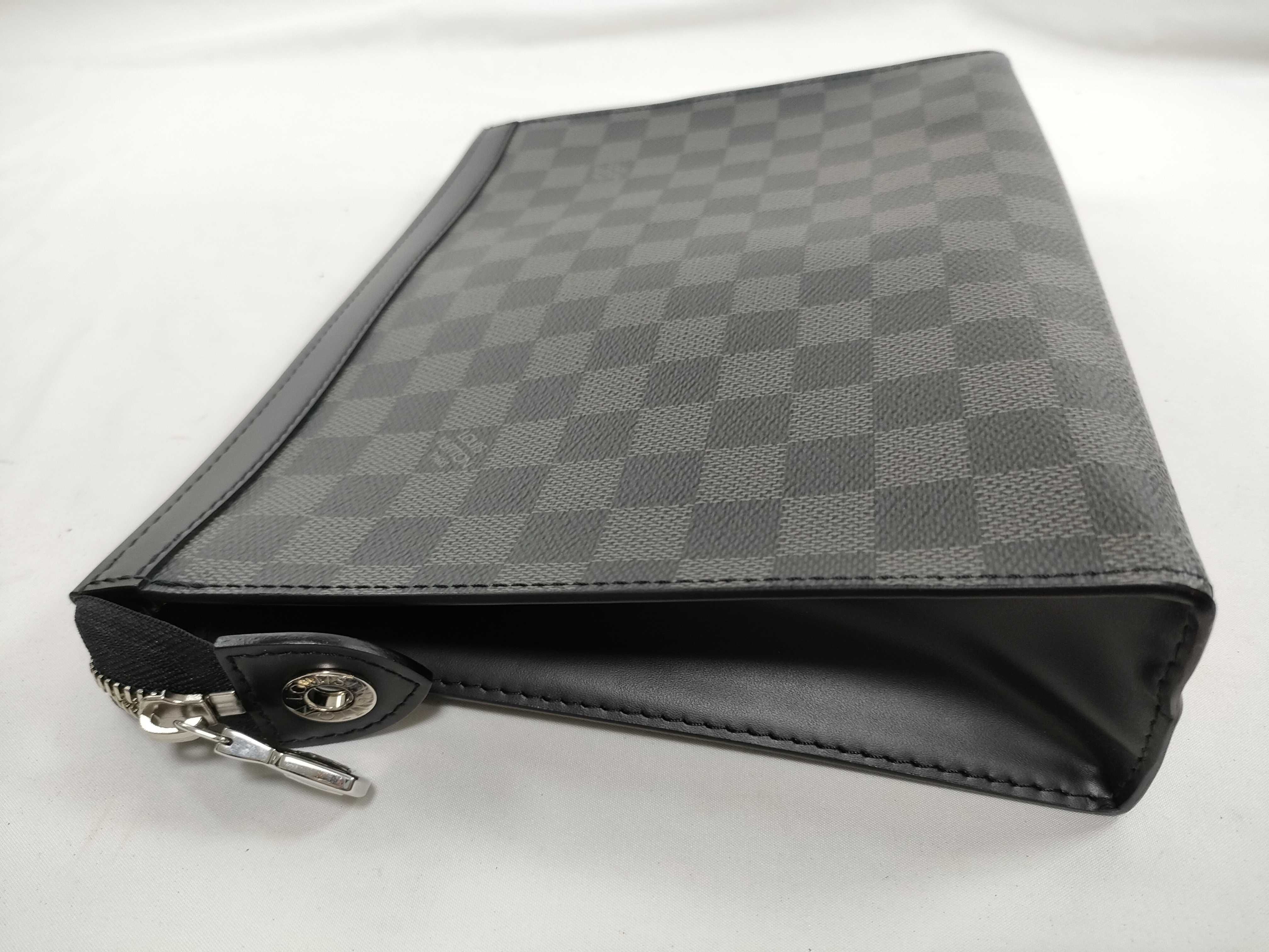 Damier Graphite LV Damier Graphite Pochette Voyage MM N41696 TA3290 Second Bag — view 12