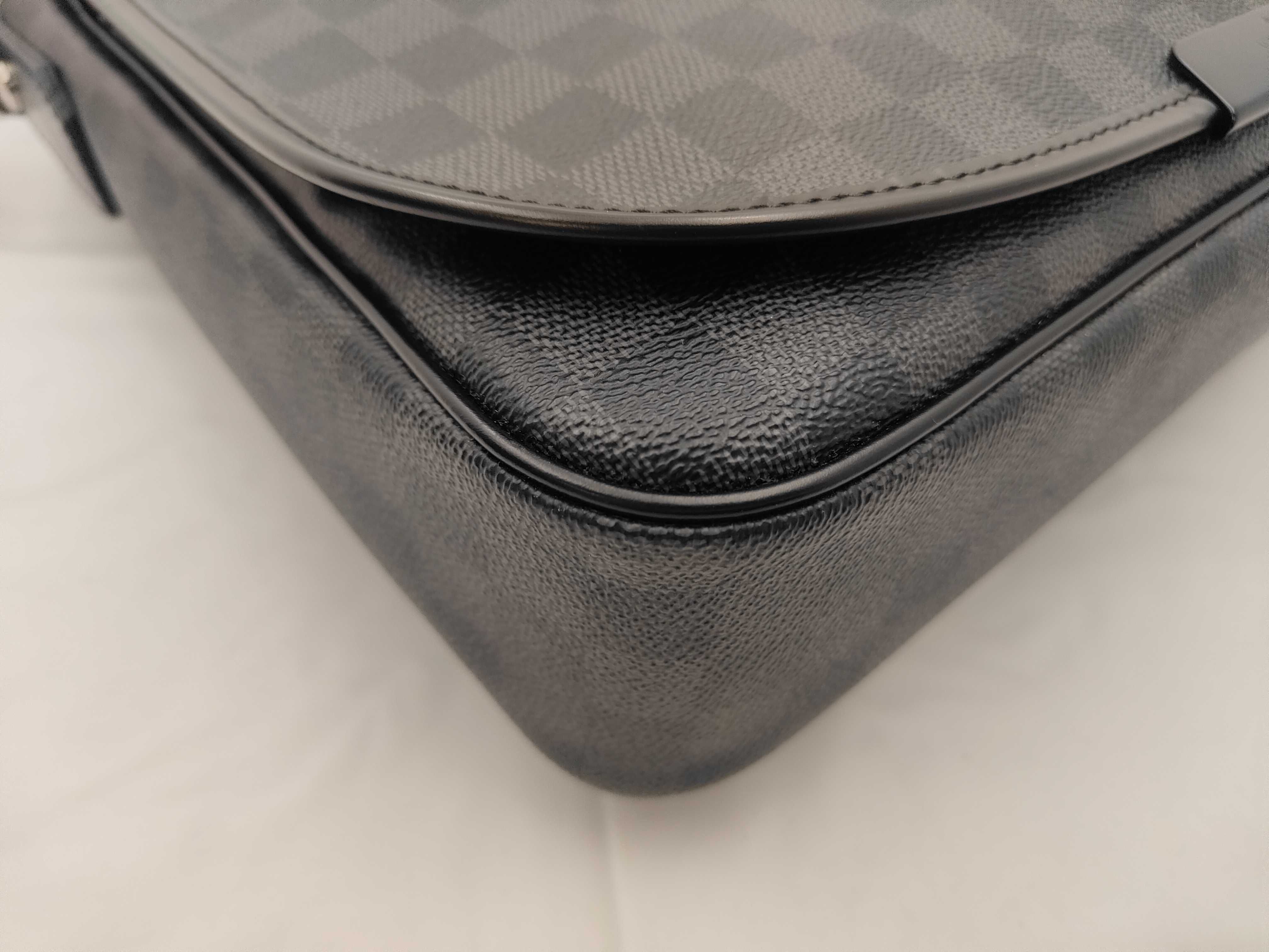 N58029 SP3101 Graphite Daniel MM Shoulder Bag — view 6
