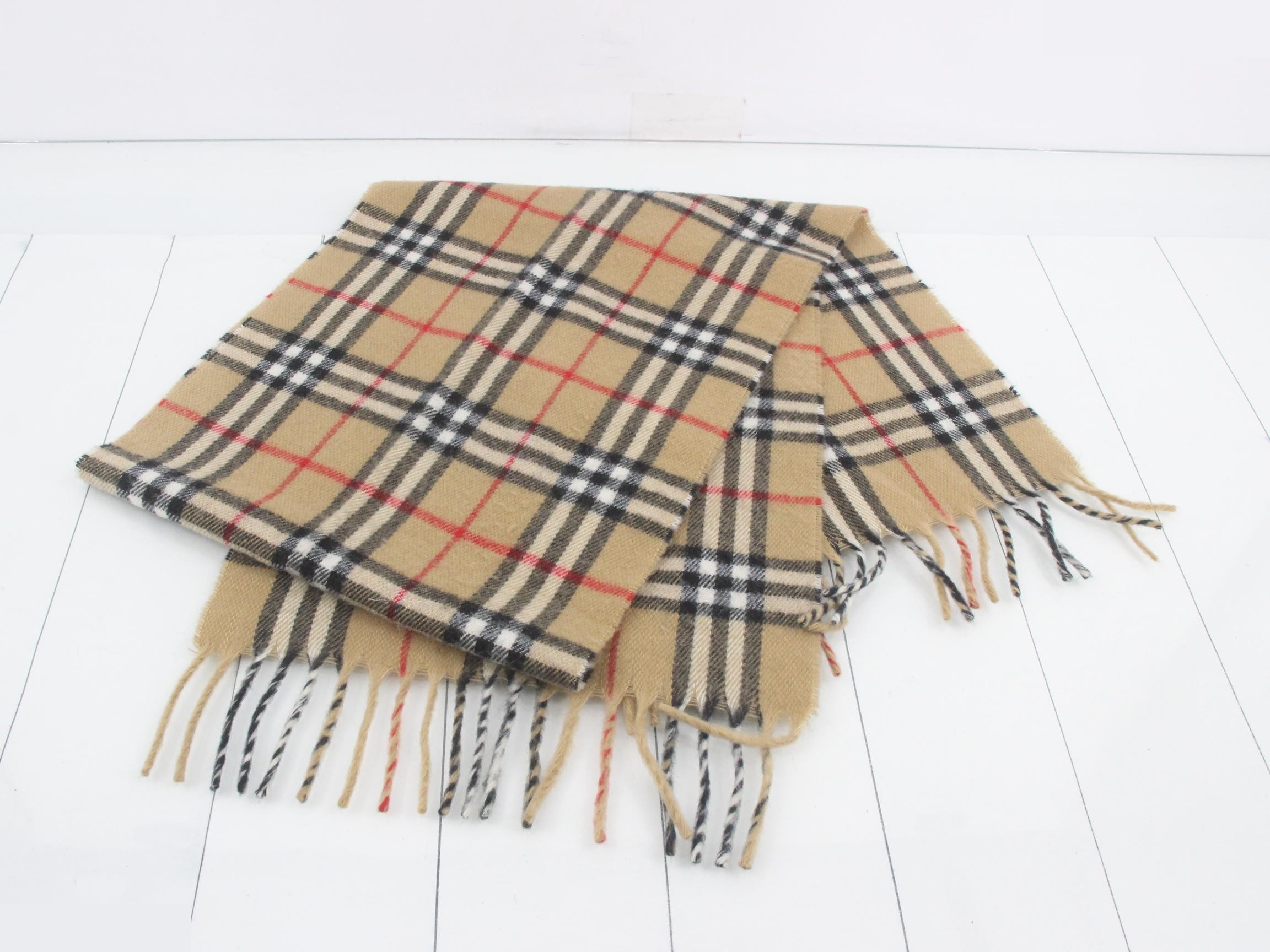 Other lines: Small items, accessories, and scarves — view 3