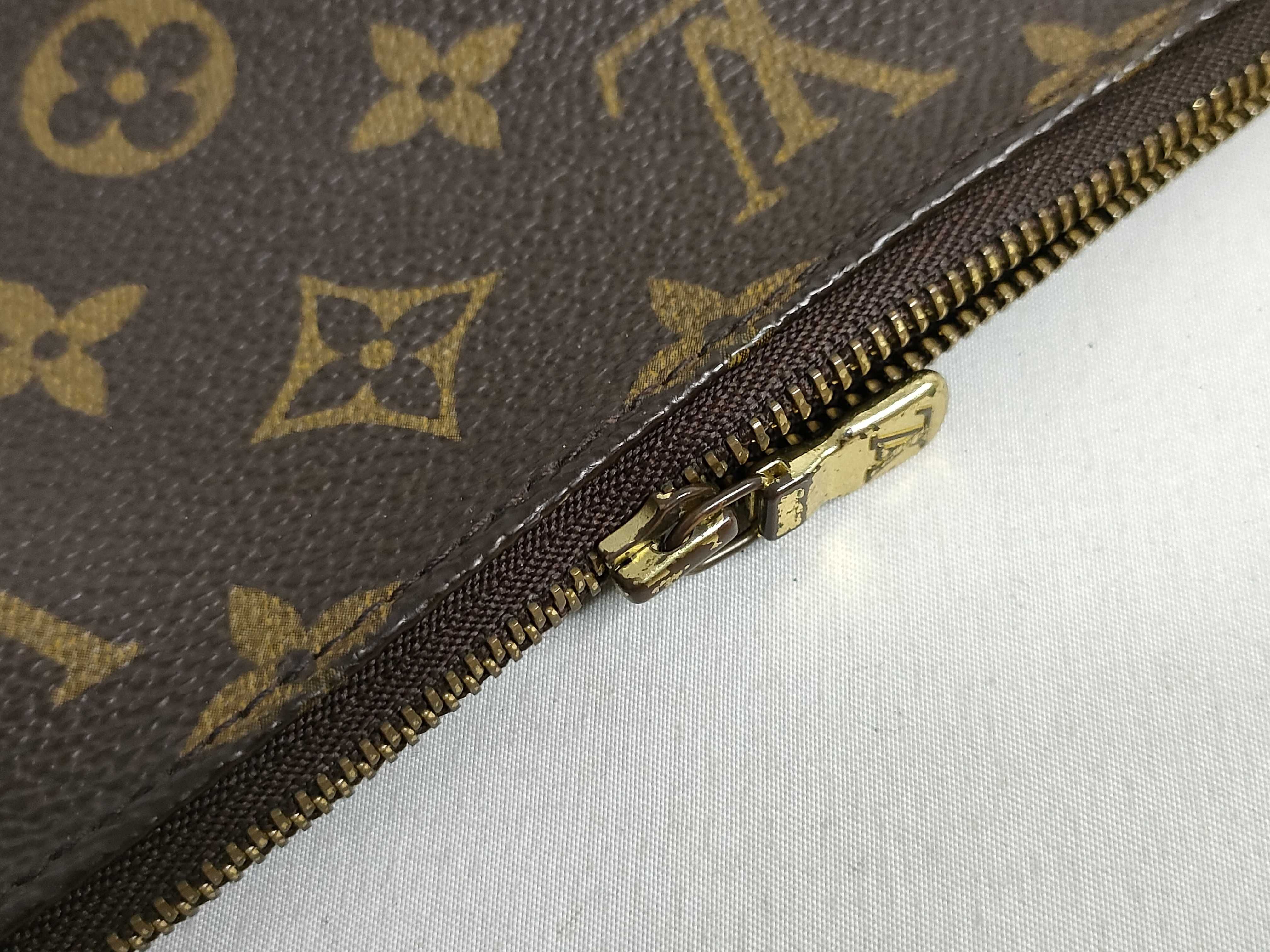 Monogram LV/Louis Vuitton M51980/Pochette Accessoires (old model) Monogram Pouch Handbag — view 12