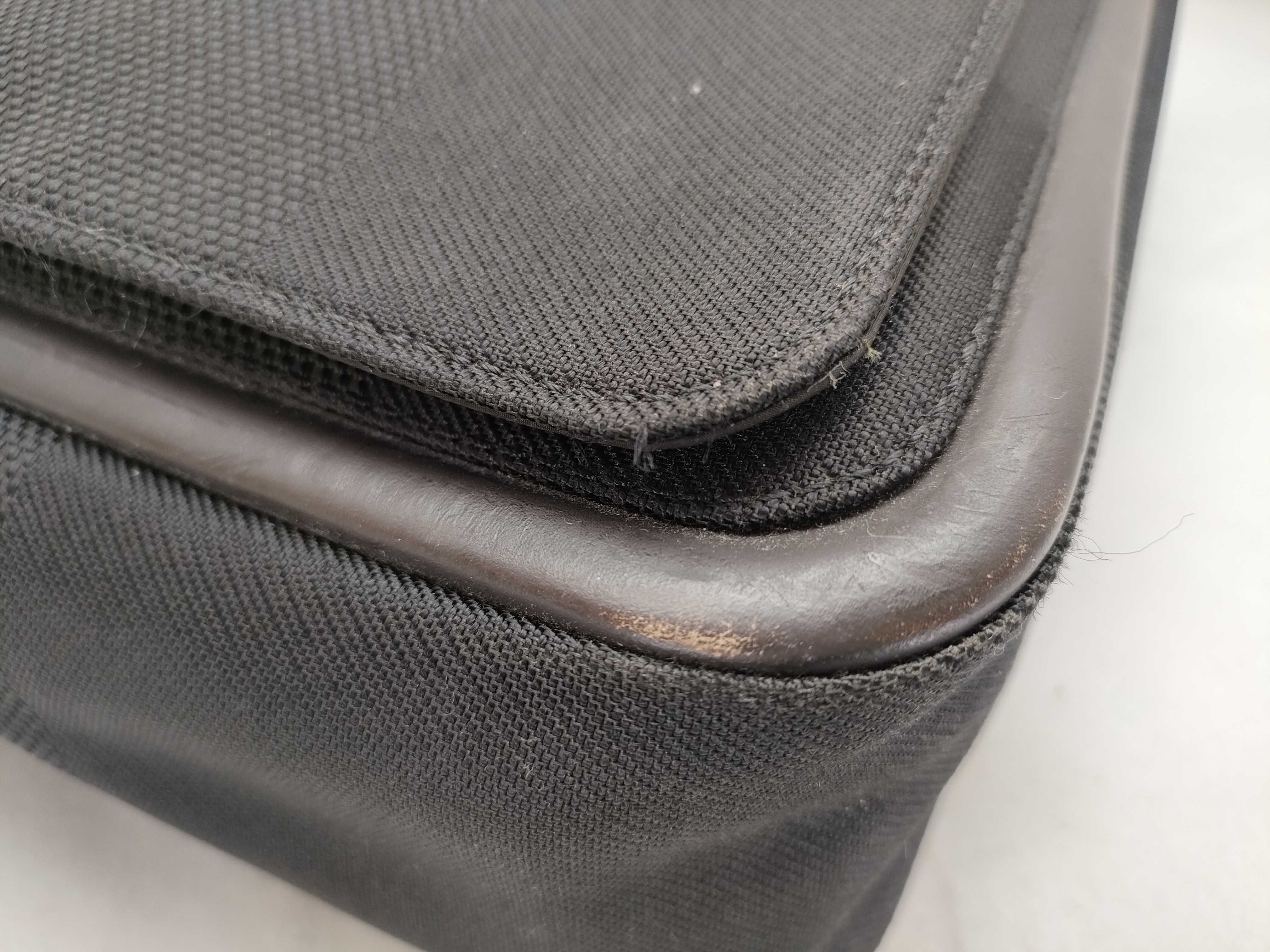 Damier Geant Messager NM M93225 Black VI0065 Shoulder Bag — view 6