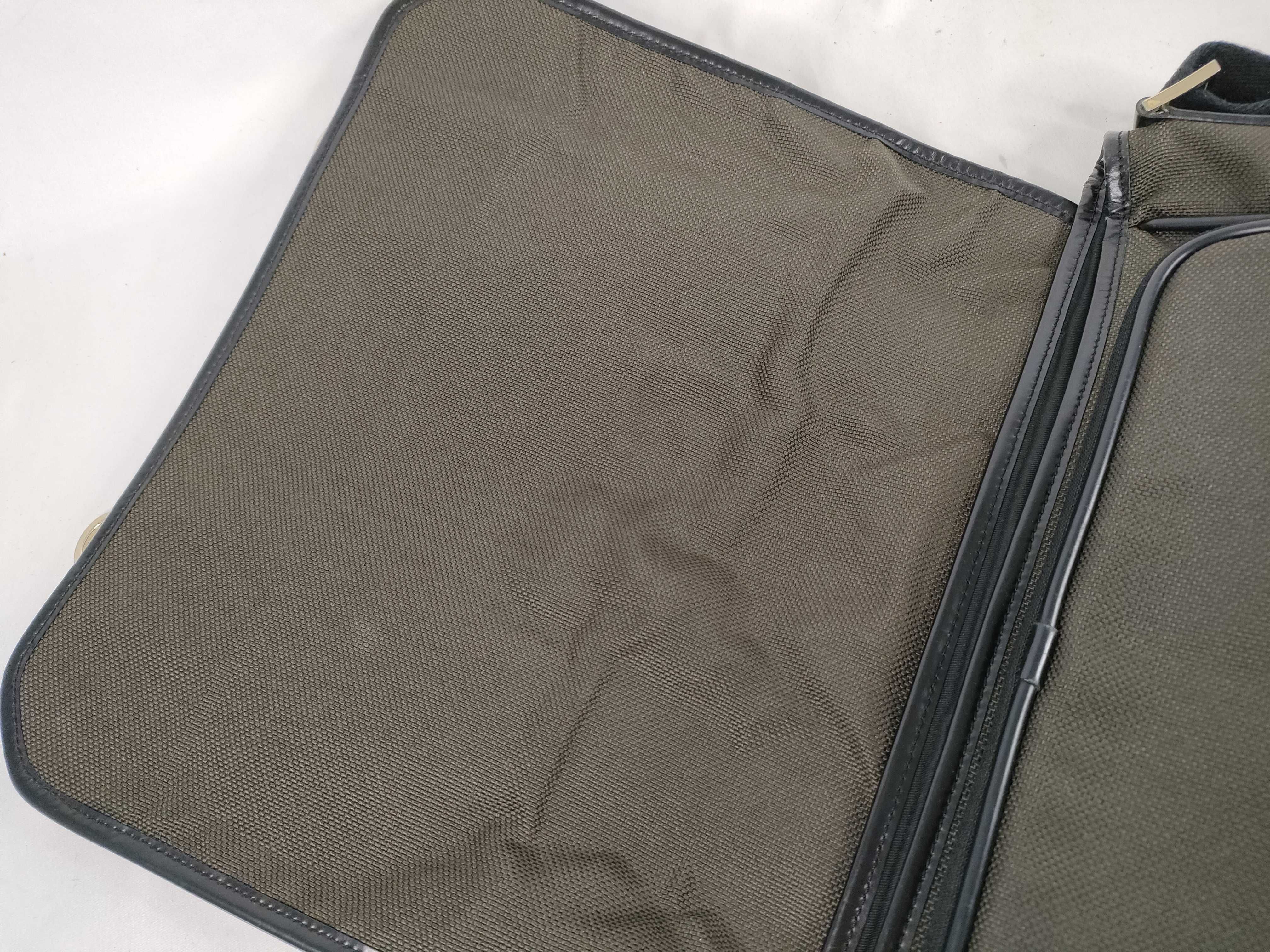 messenger bag — view 8
