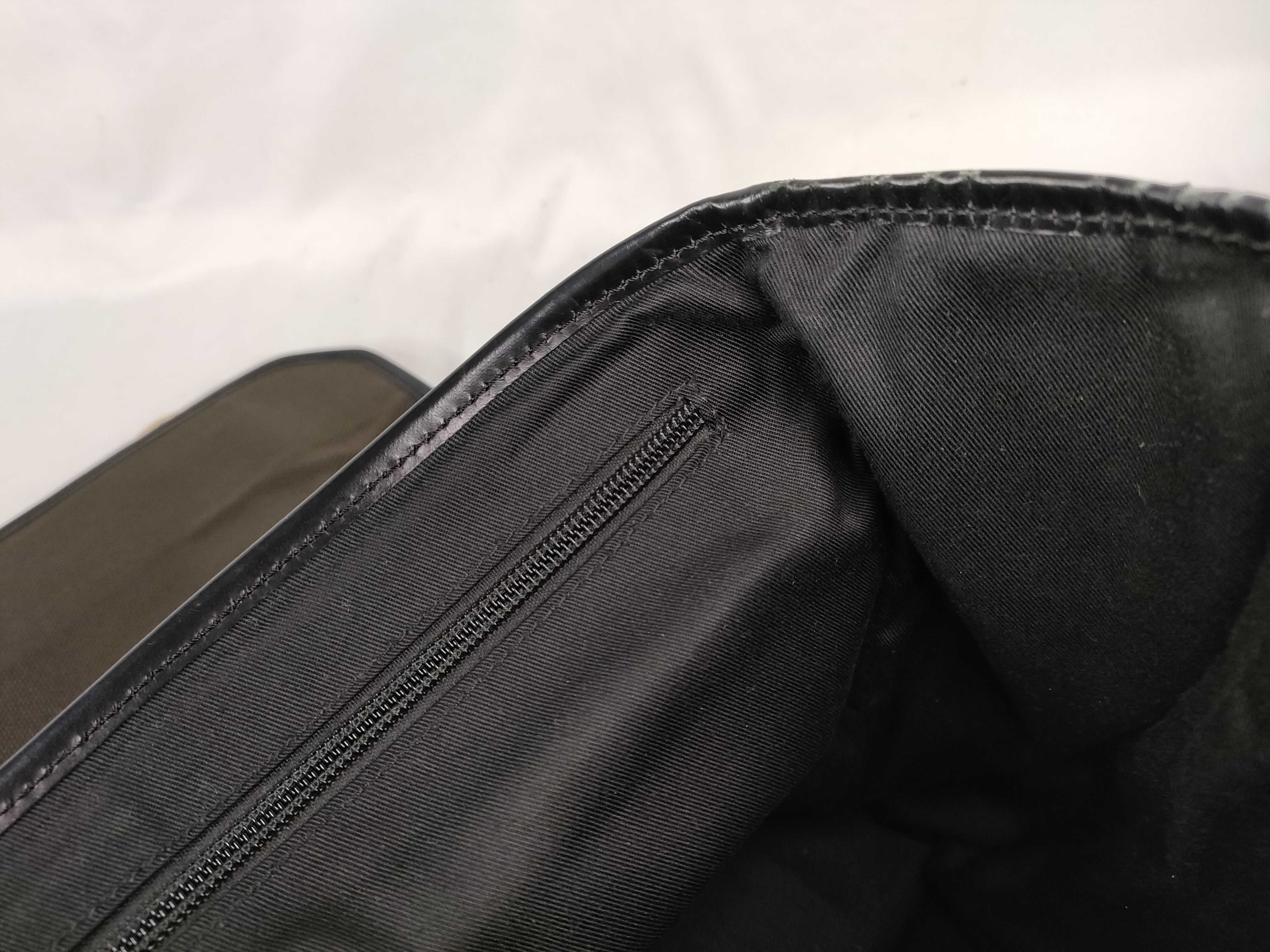 messenger bag — view 9