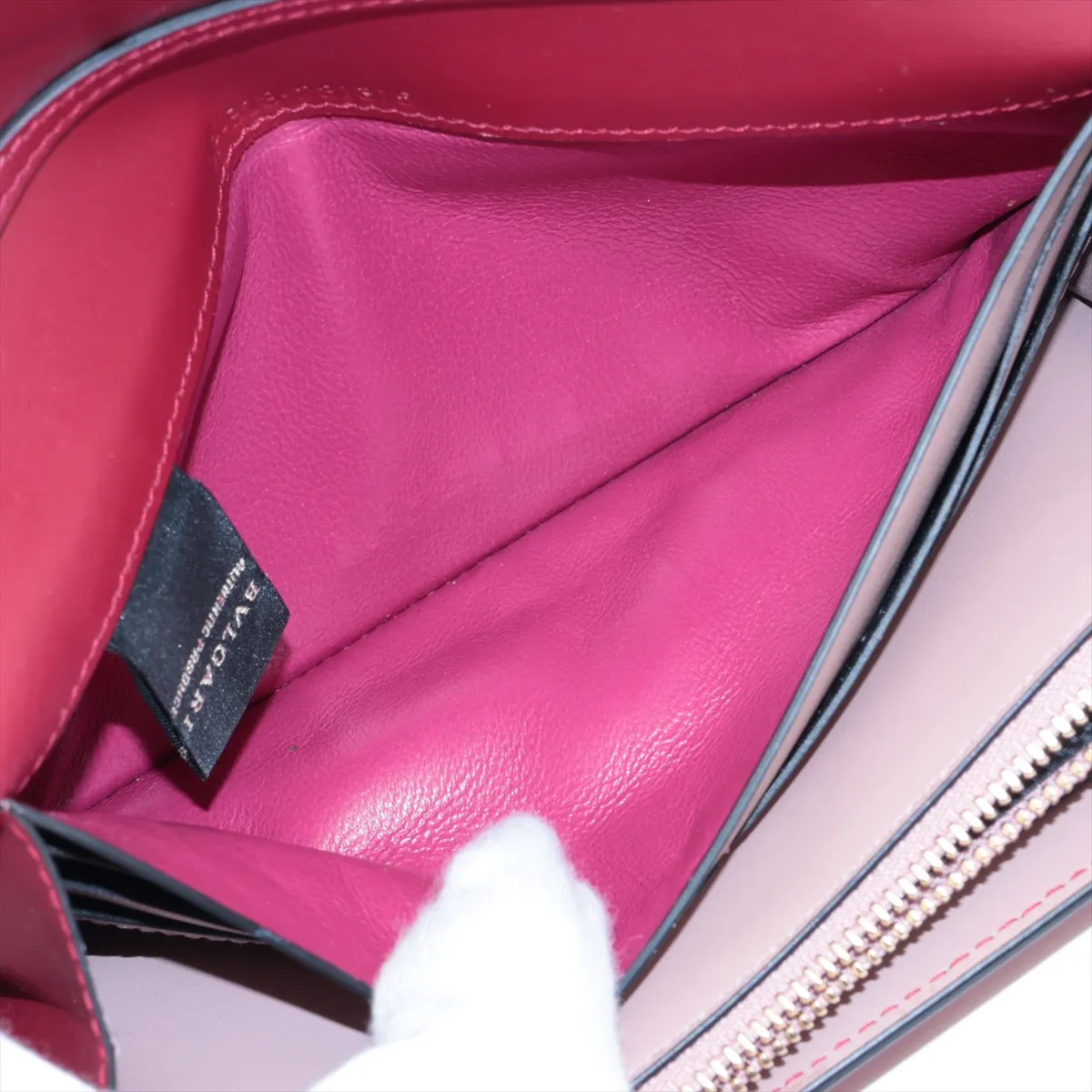 Serpenti Leather Chain Wallet Red — view 4