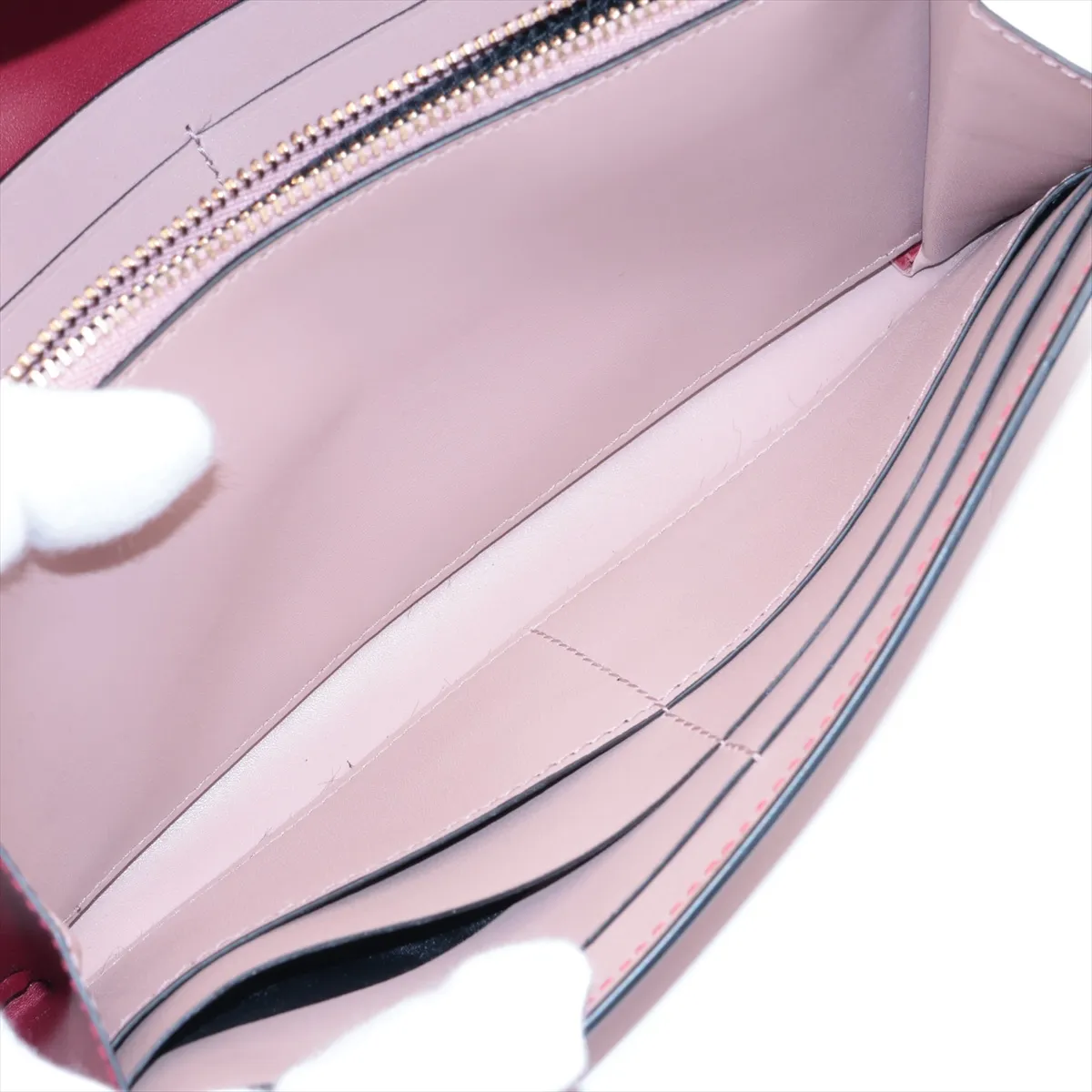 Serpenti Leather Chain Wallet Red — view 6
