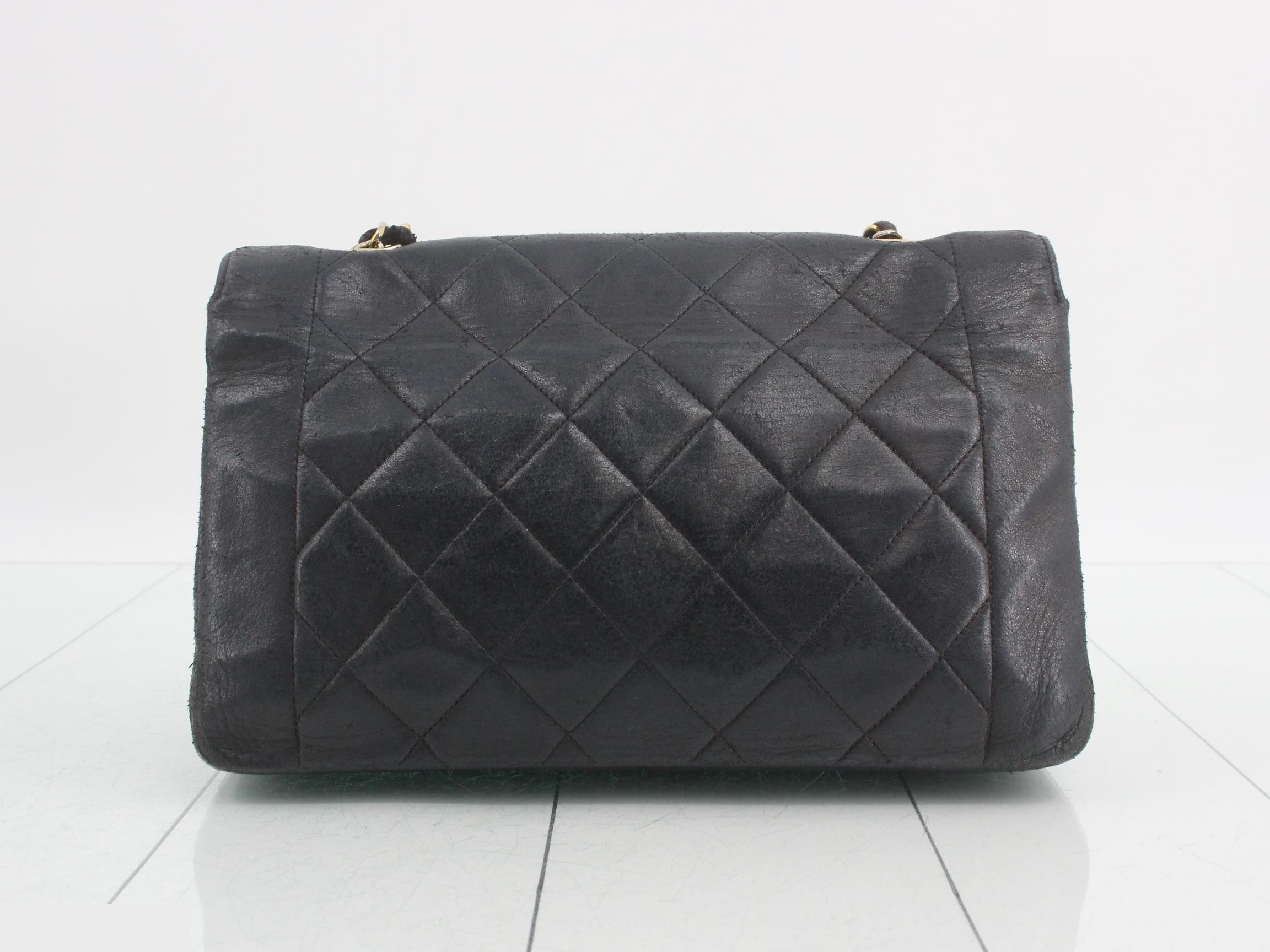 Matelassé Diana 25 Leather Chain Shoulder Bag — view 2