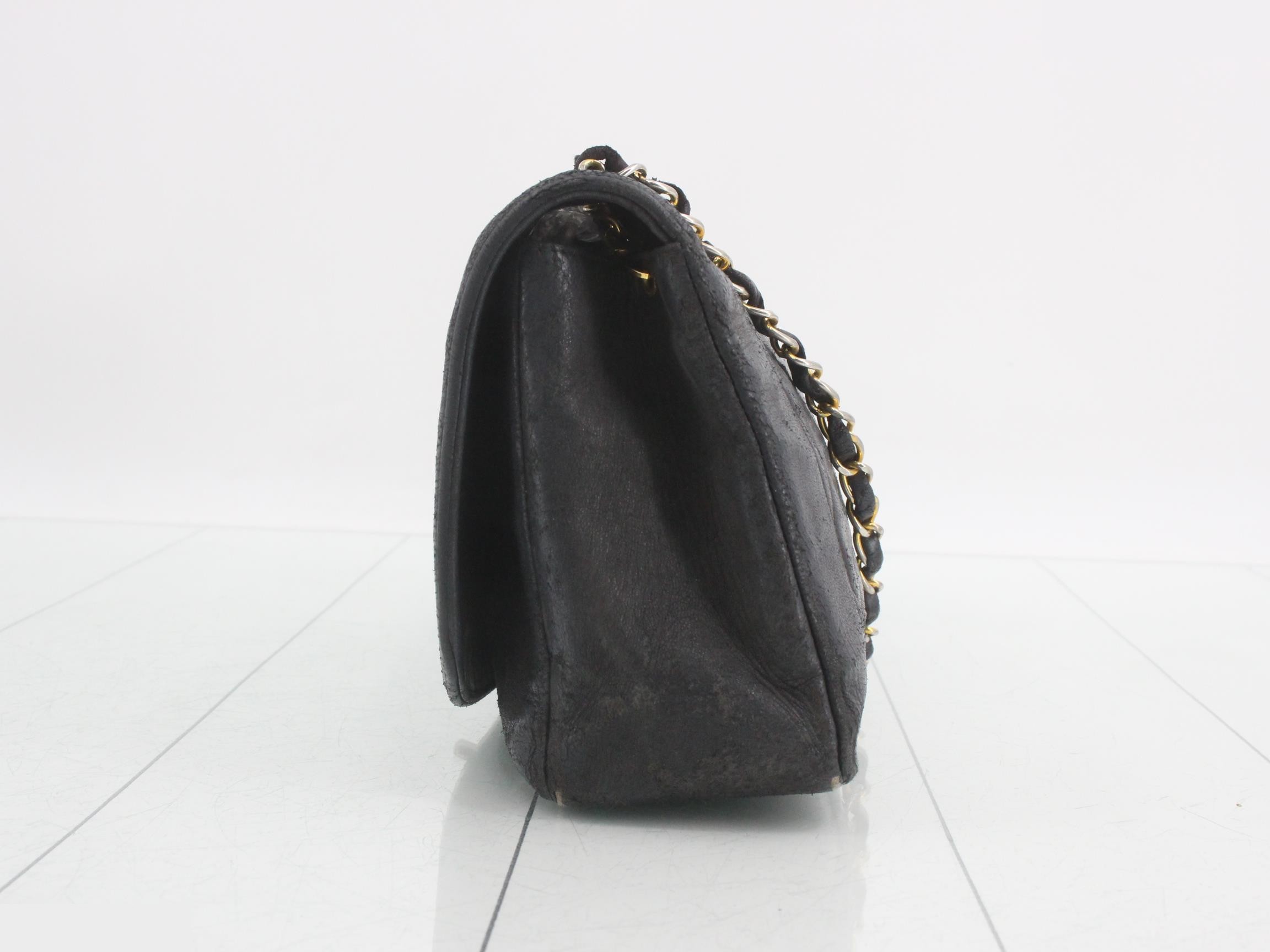 Matelassé Diana 25 Leather Chain Shoulder Bag — view 3