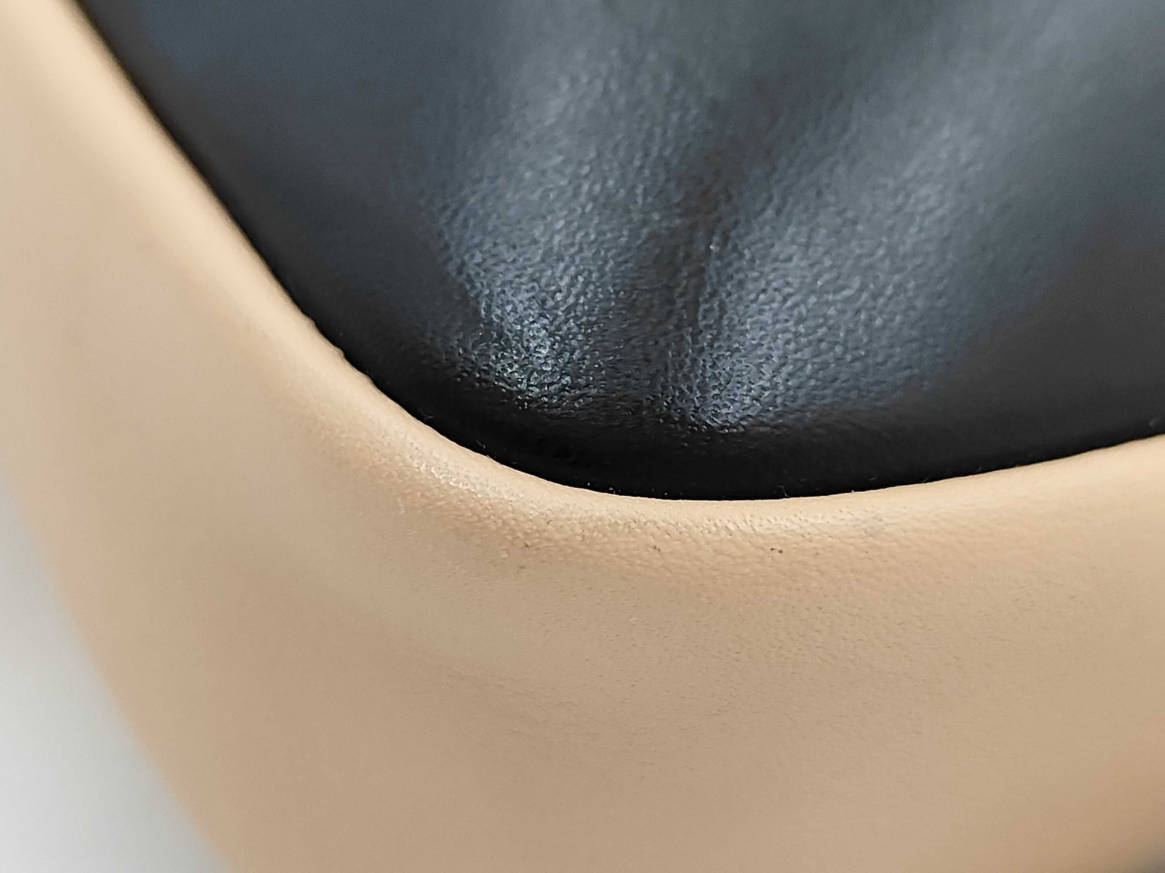 Cambon Line Accessory Pouch Bag — view 4