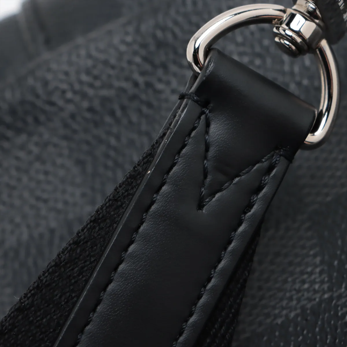 Damier Graphite Avenue Sling Bag N41719 MB0260 Black (RFID detected) — view 8