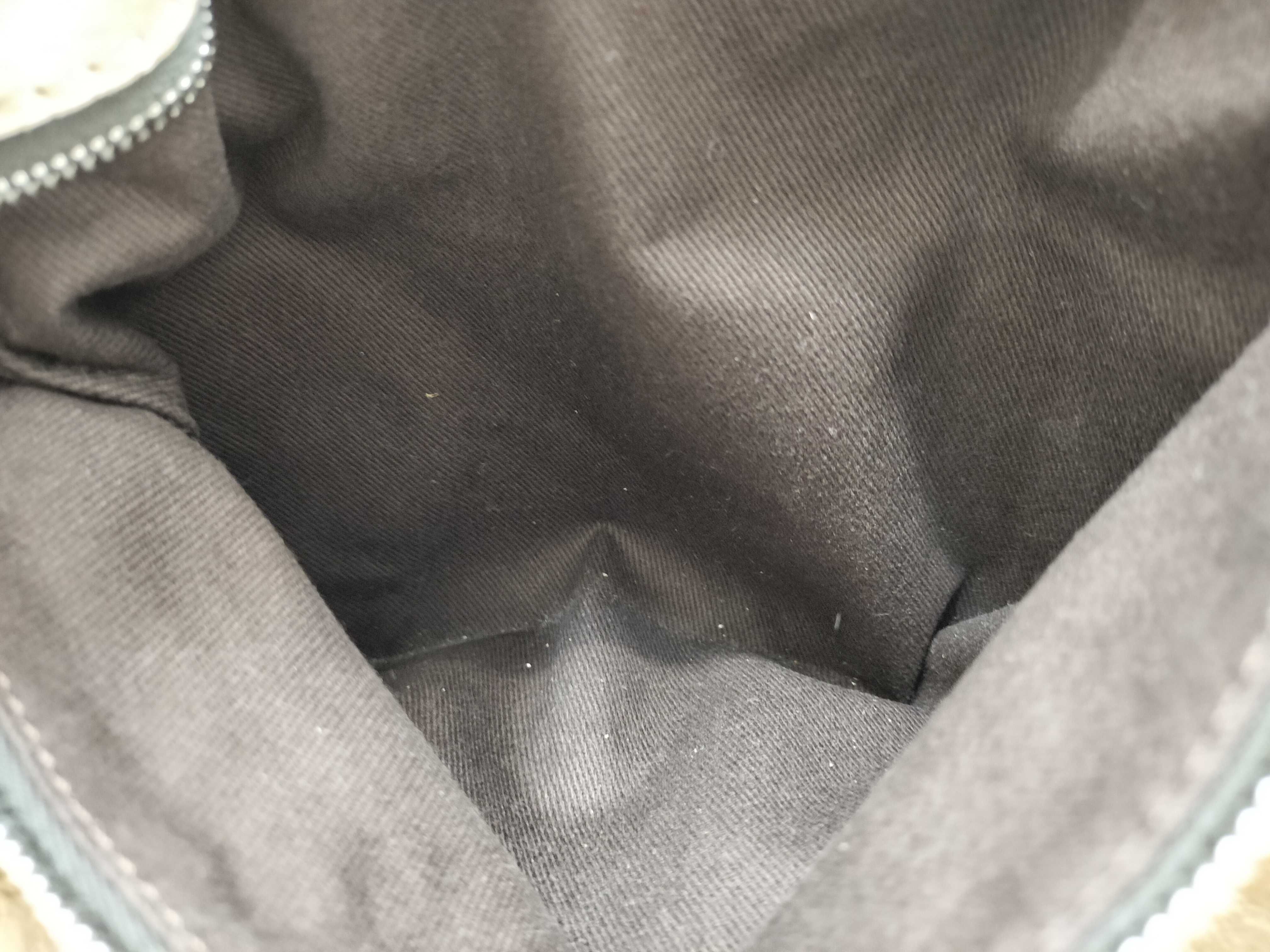 Paddington handbag, leather, beige, with dust bag. — view 15