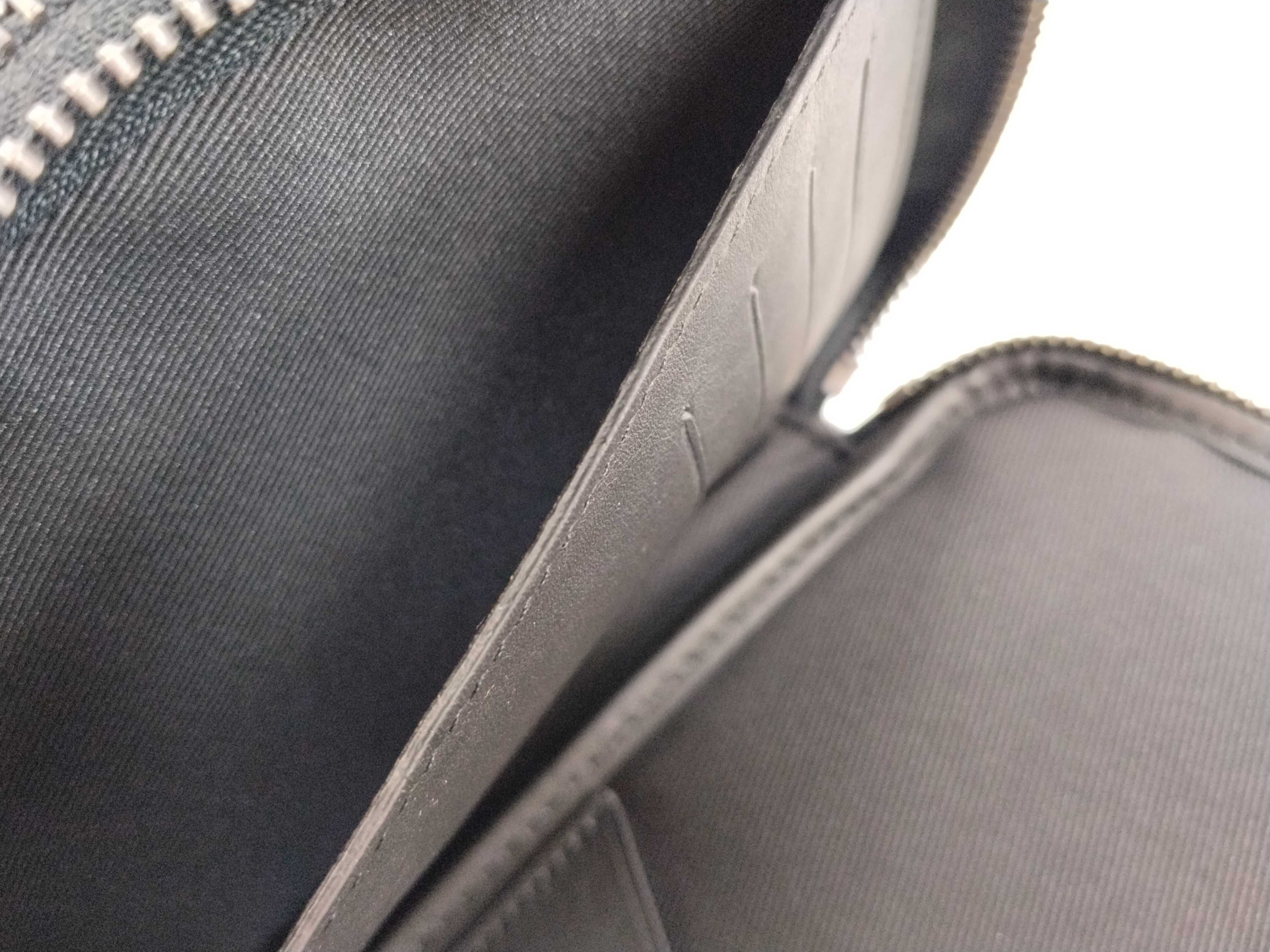 Monogram Empreinte Louis Vuitton Smartphone Shoulder Bag — view 11