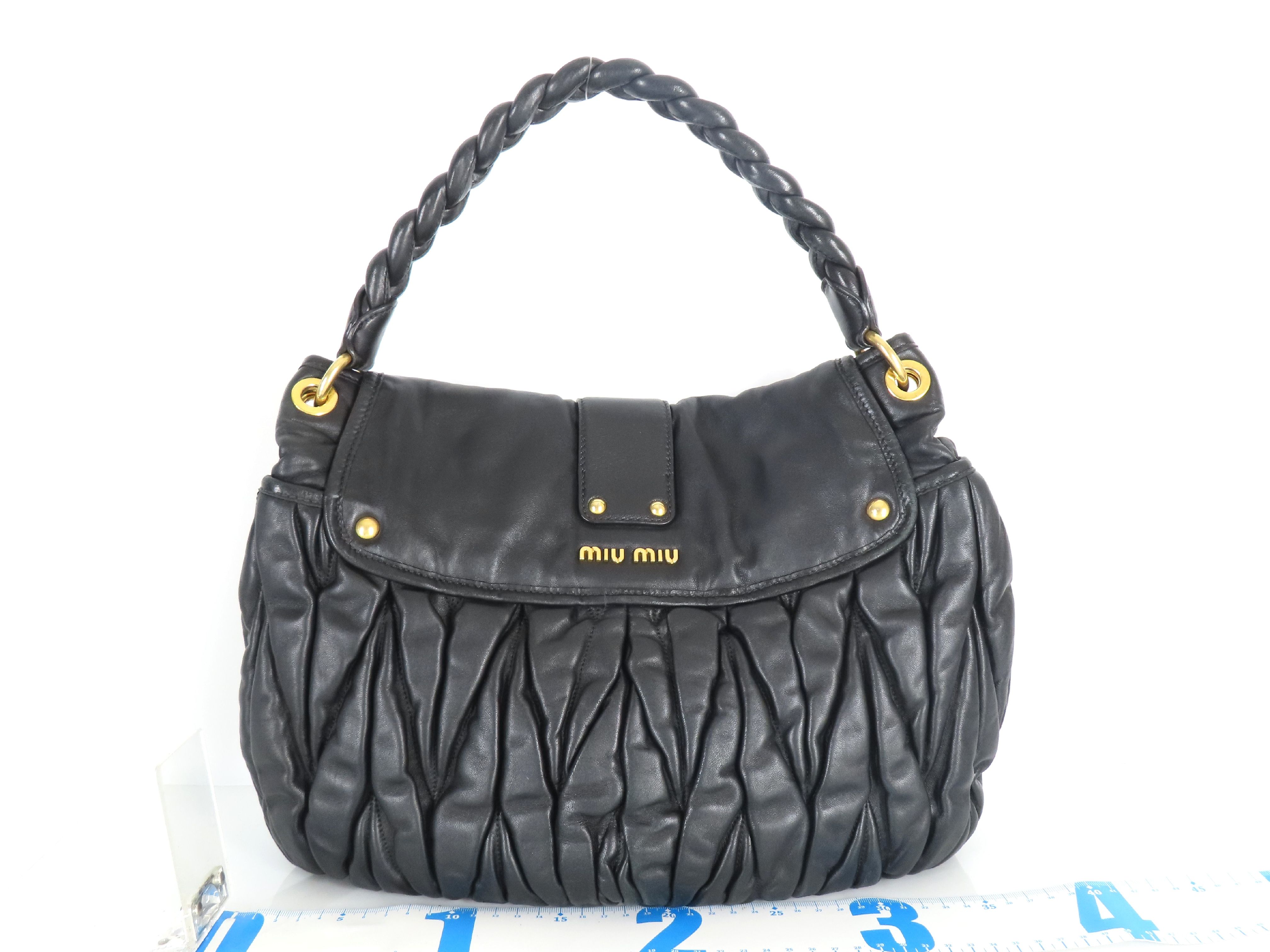 Matelassé Shoulder Bag Handbag Black Handbag — view 2