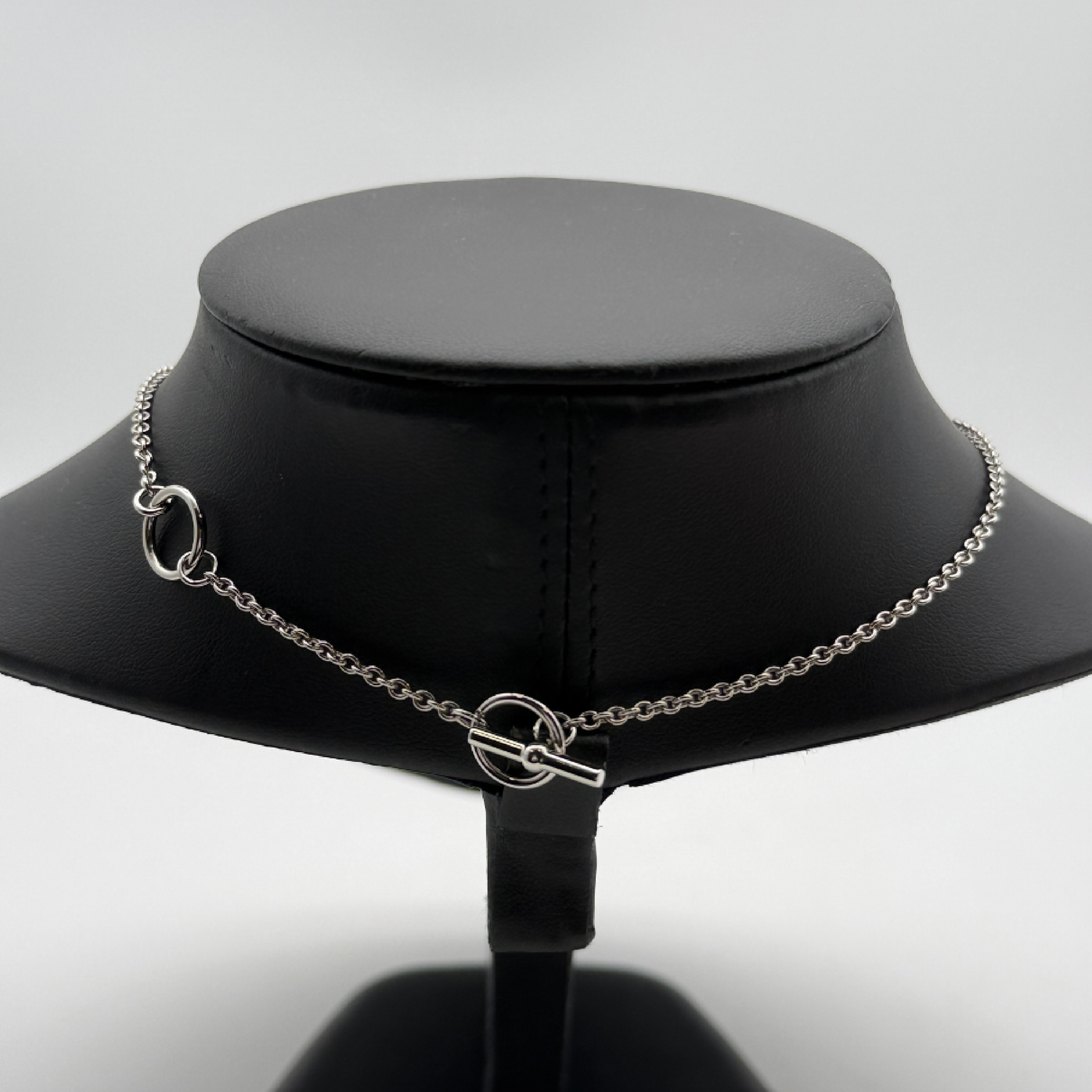 Maillon H Necklace — view 4